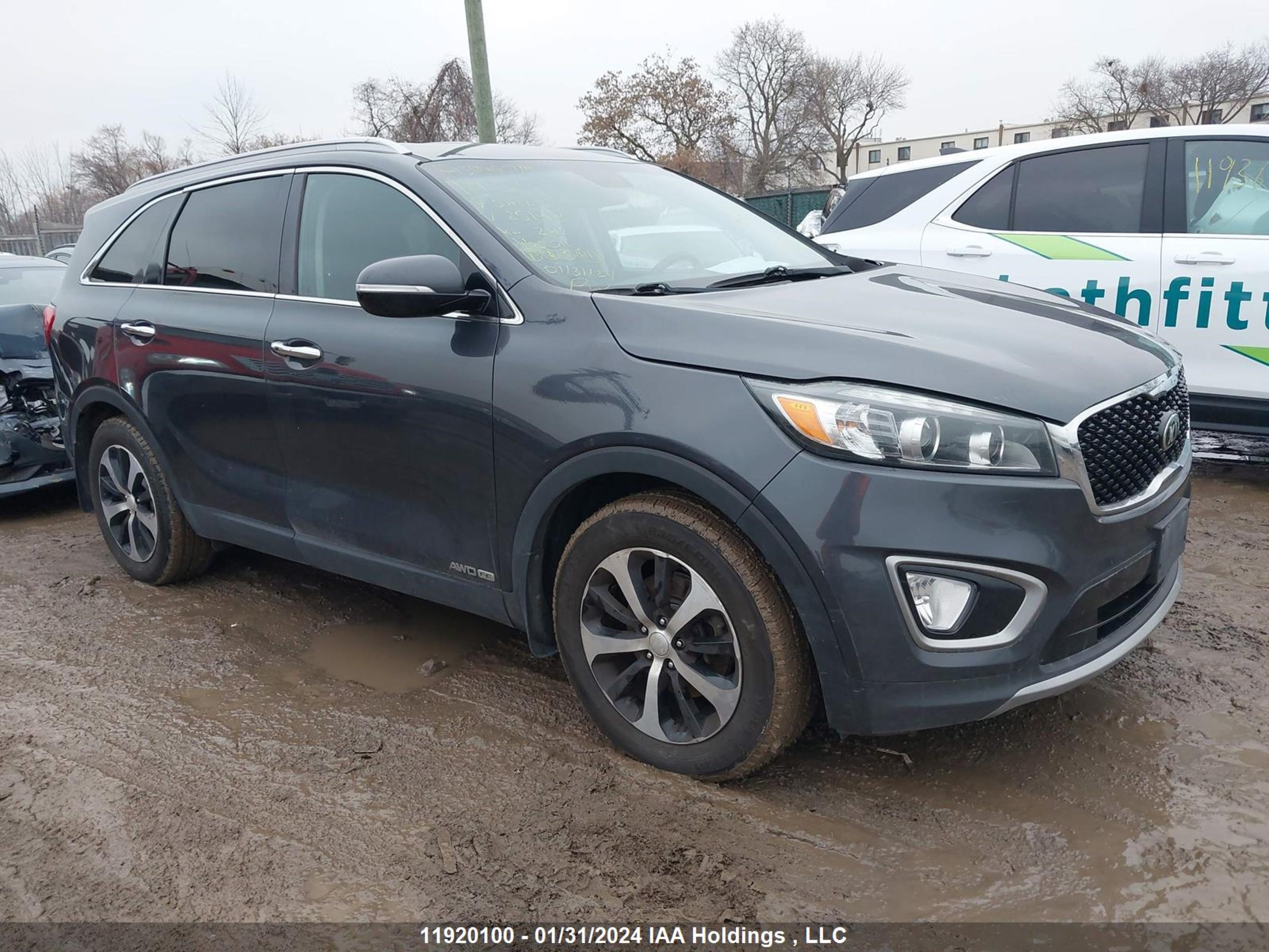 KIA SORENTO 2017 5xyphda55hg251918