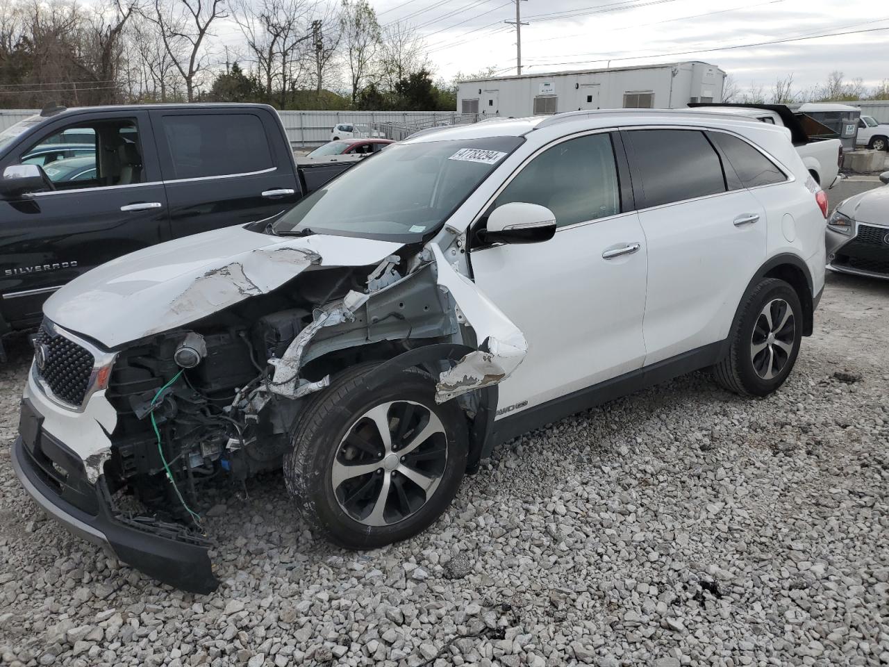 KIA SORENTO 2018 5xyphda58jg367622