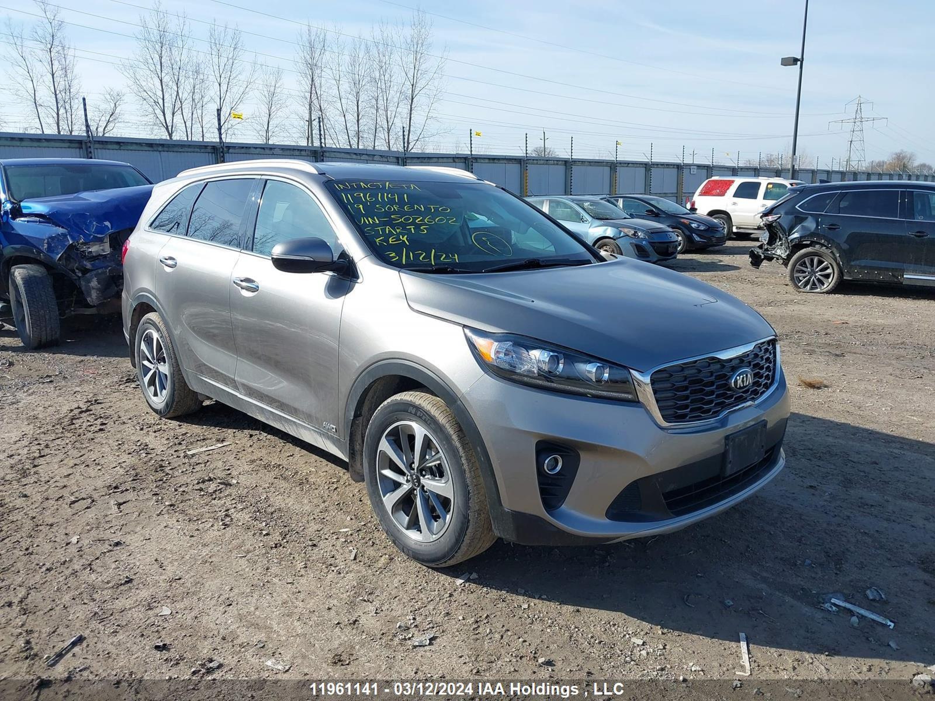 KIA SORENTO 2019 5xyphda58kg502602