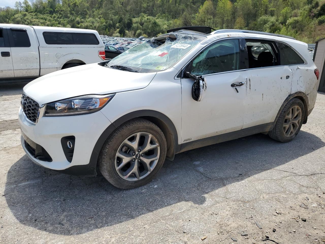 KIA SORENTO 2019 5xyphda58kg591474