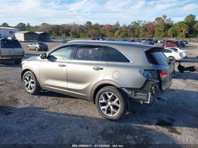 KIA SORENTO 2016 5xypk4a17gg057128