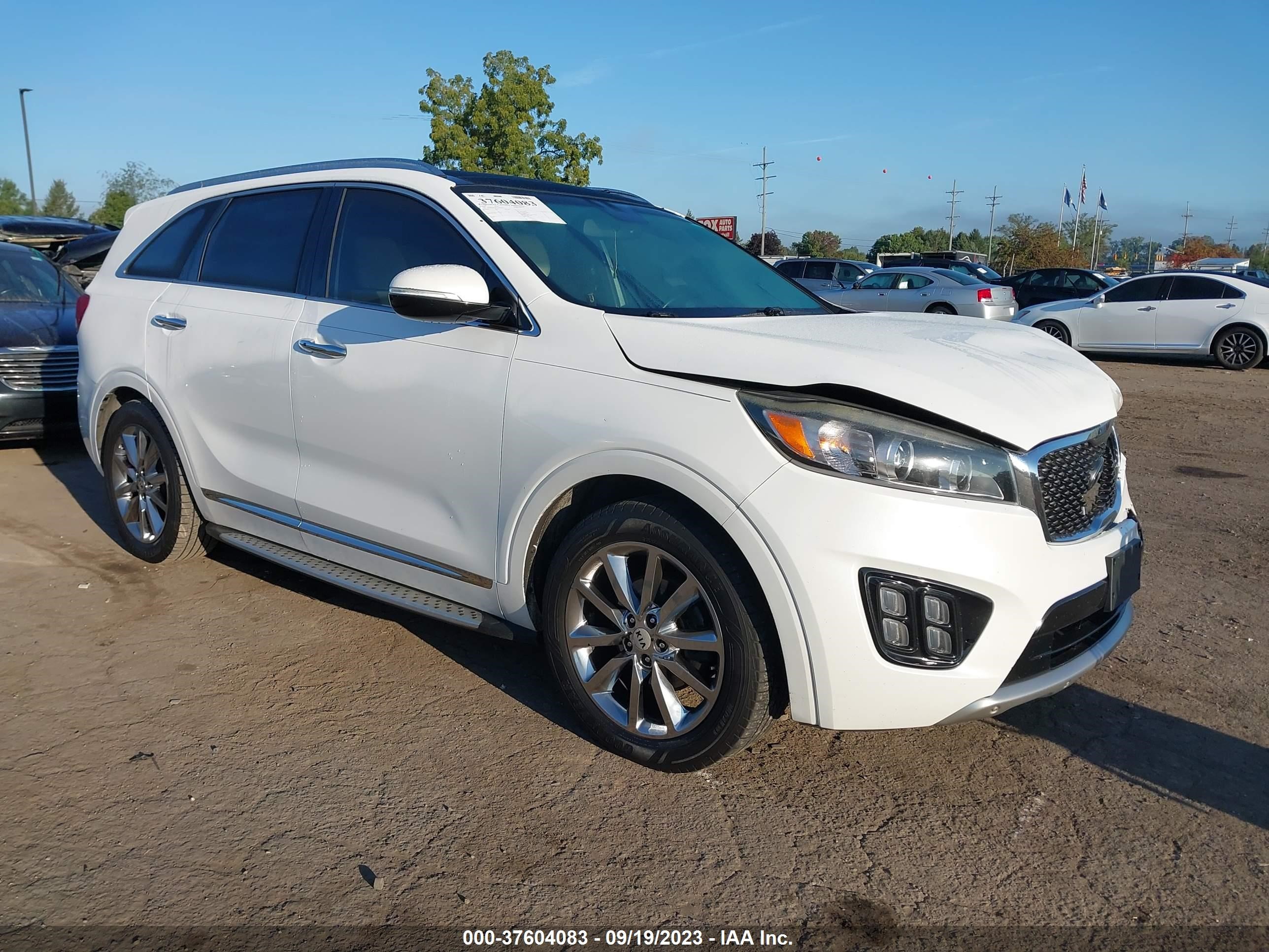 KIA SORENTO 2016 5xypk4a50gg063212