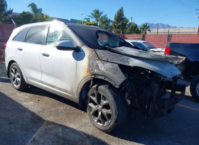 KIA SORENTO 2018 5xypk4a51jg369603