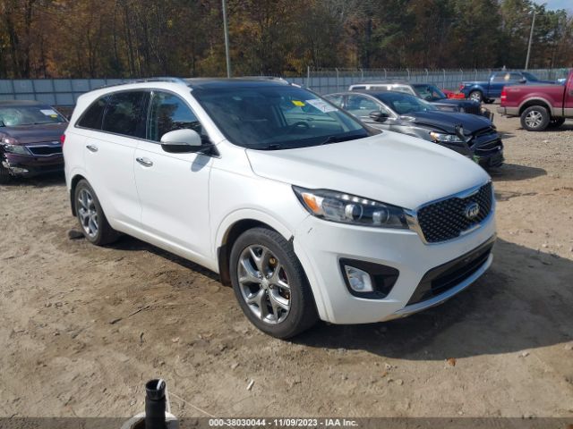 KIA SORENTO 2018 5xypk4a54jg418616