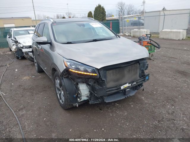 KIA SORENTO 2019 5xypkda53kg538232