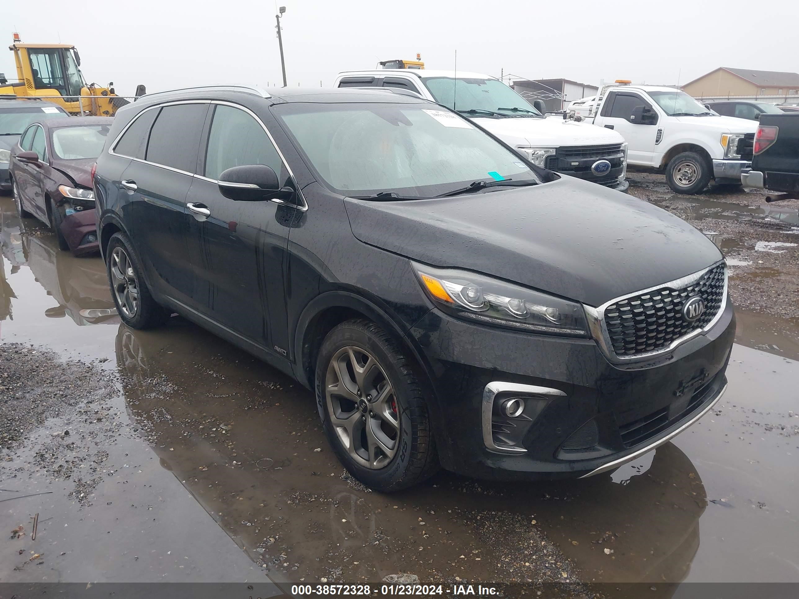 KIA SORENTO 2019 5xypkda54kg442805