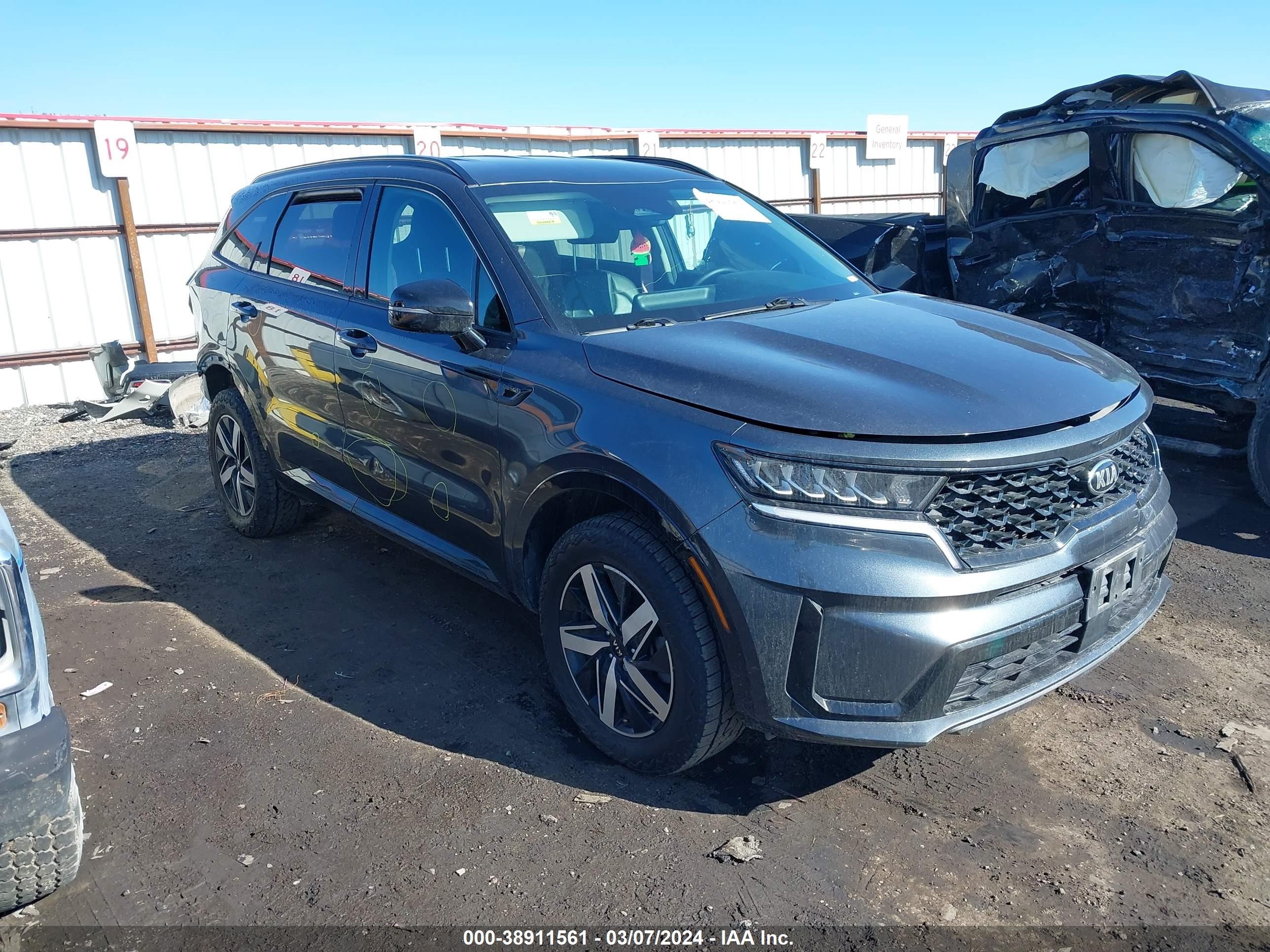 KIA SORENTO 2021 5xyrhdlf1mg045617