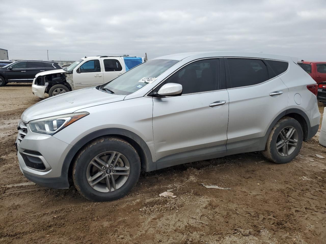 HYUNDAI SANTA FE 2017 5xyzt3lb1hg474705