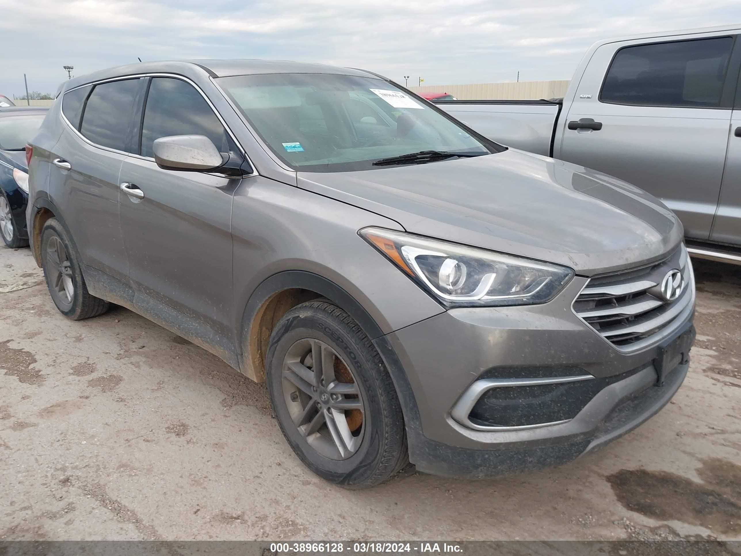 HYUNDAI SANTA FE 2018 5xyzt3lb8jg563225