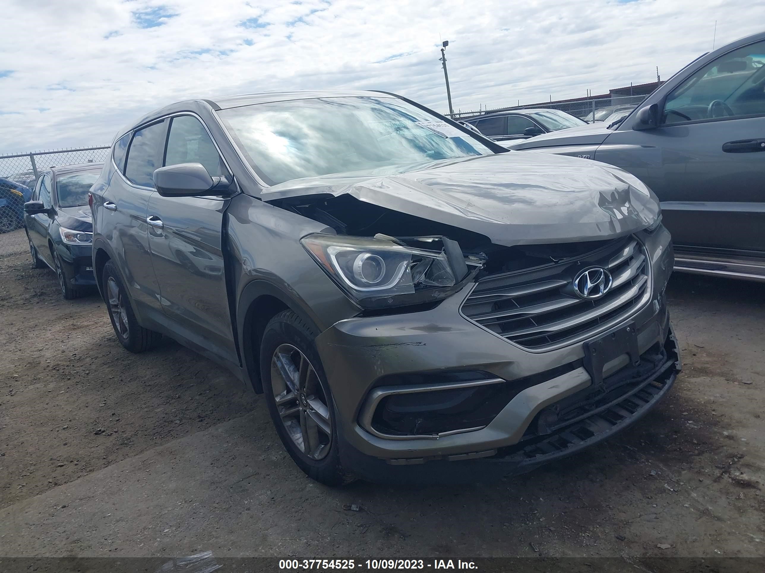 HYUNDAI SANTA FE 2017 5xyzt3lb9hg429060