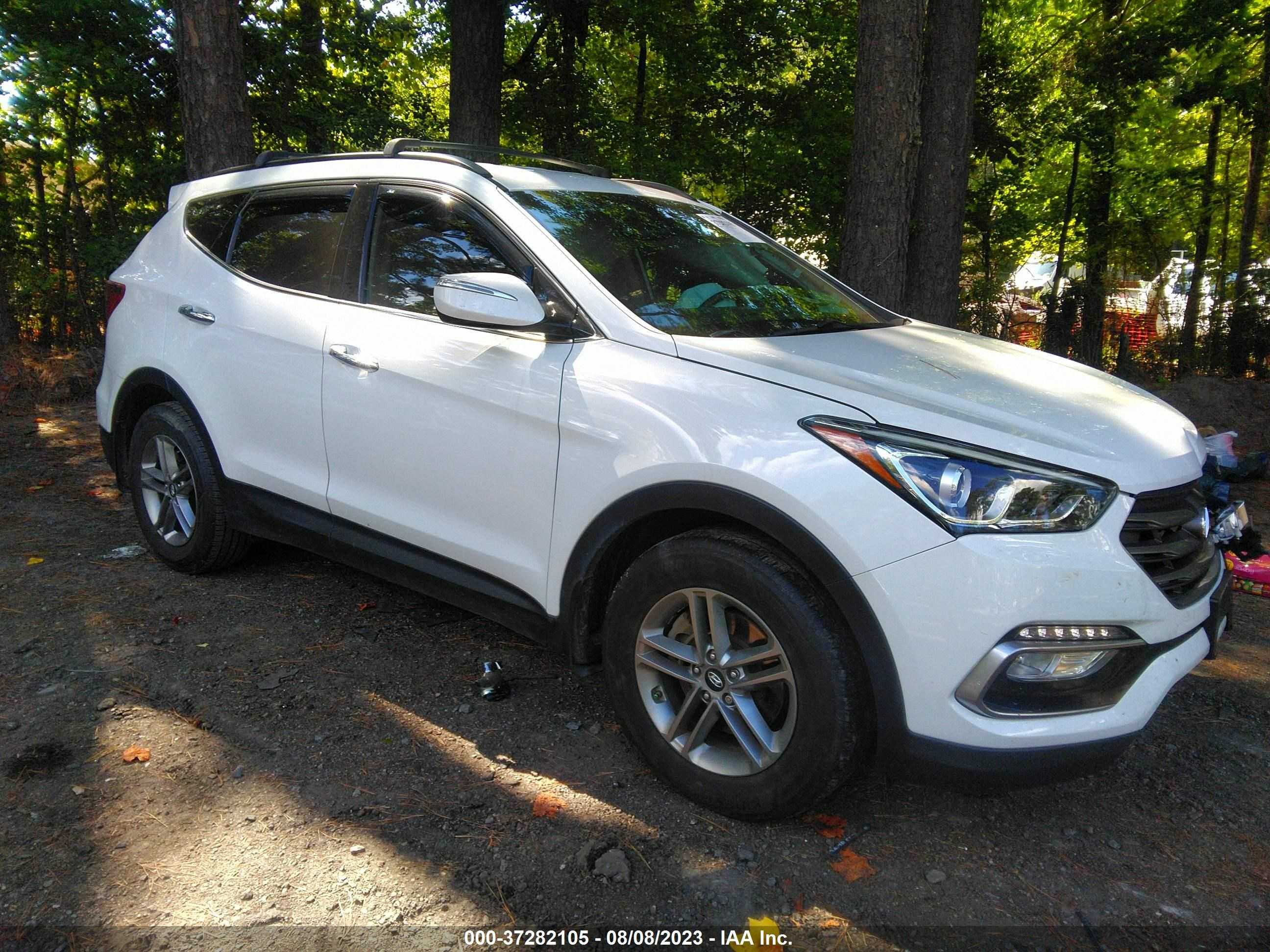 HYUNDAI SANTA FE 2018 5xyzu3lb0jg512735