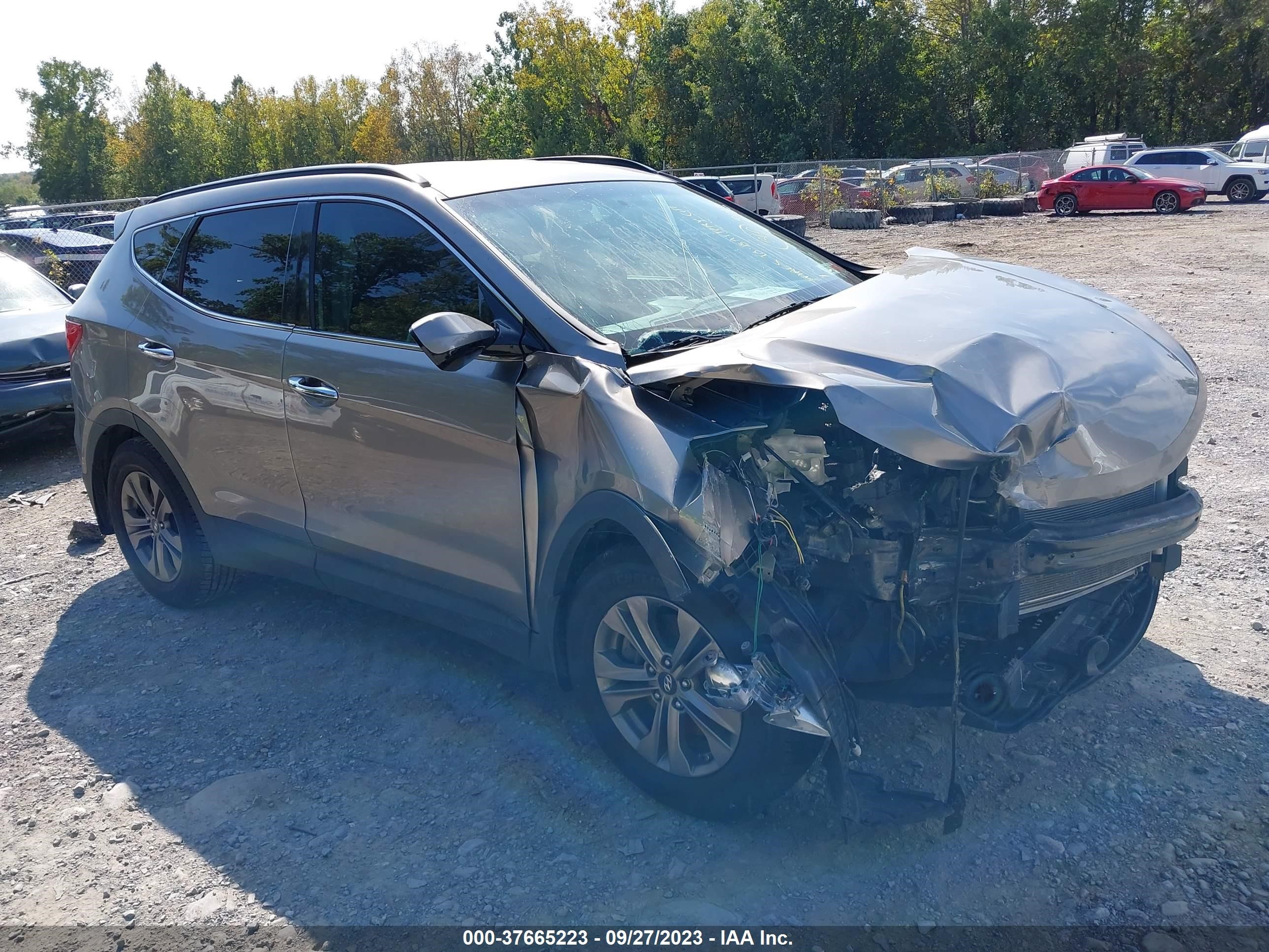 HYUNDAI SANTA FE 2015 5xyzu3lb4fg303117