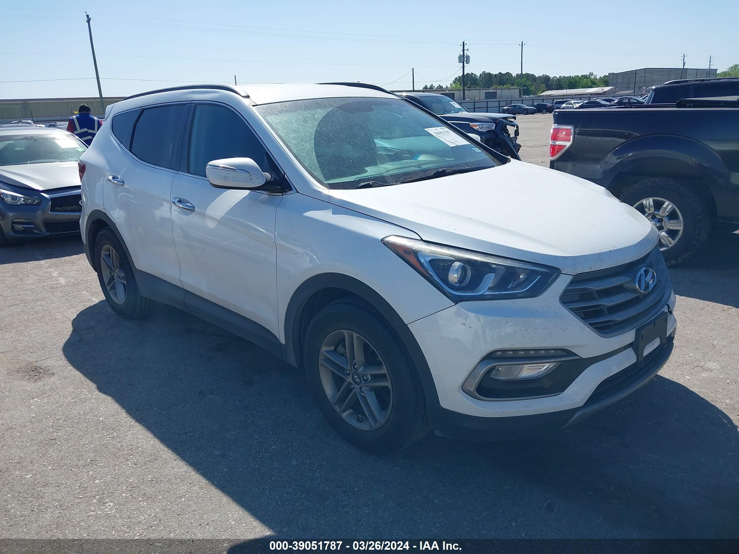 HYUNDAI SANTA FE 2018 5xyzu3lb9jg533566