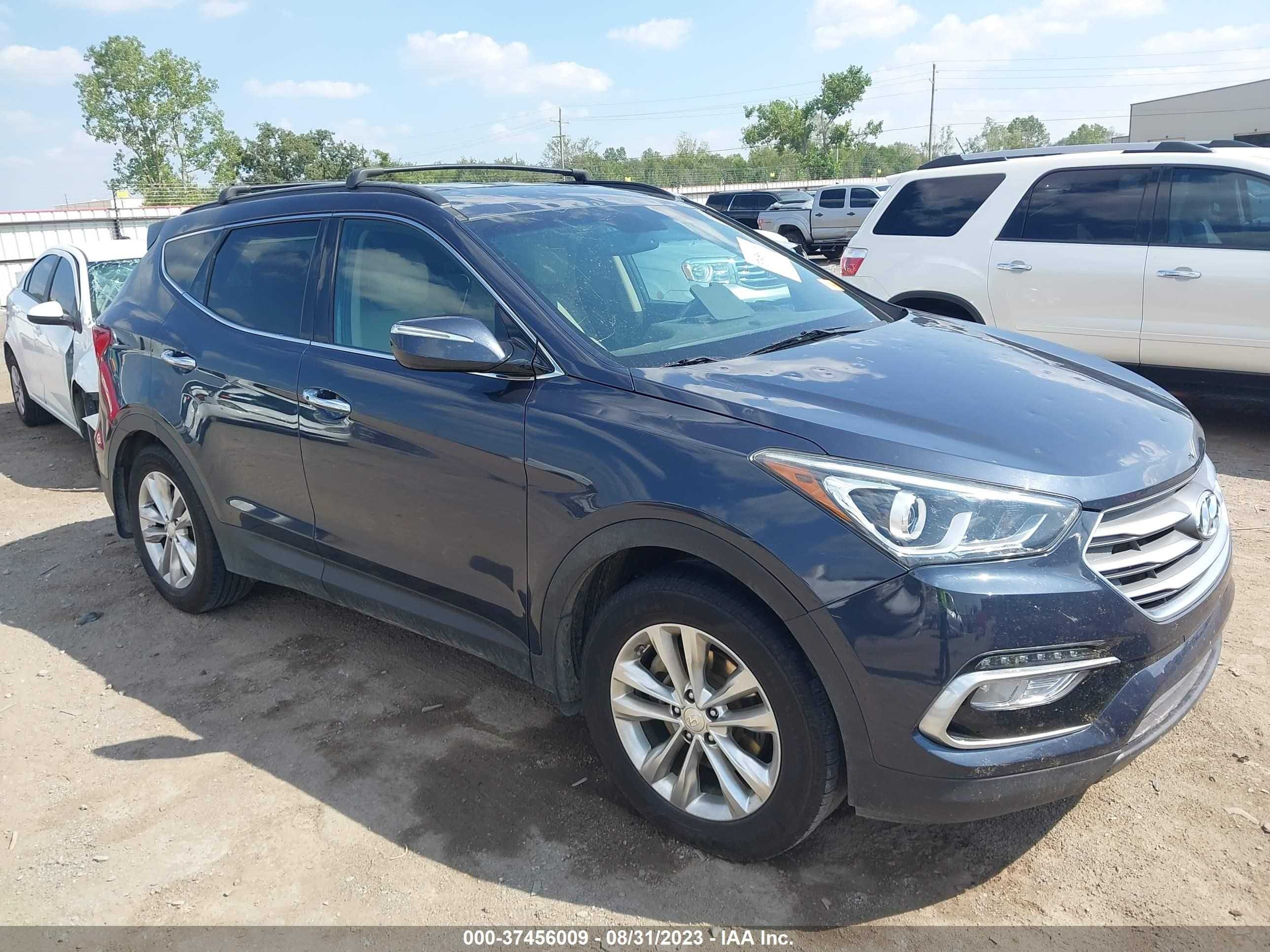 HYUNDAI SANTA FE 2017 5xyzu4la0hg496110