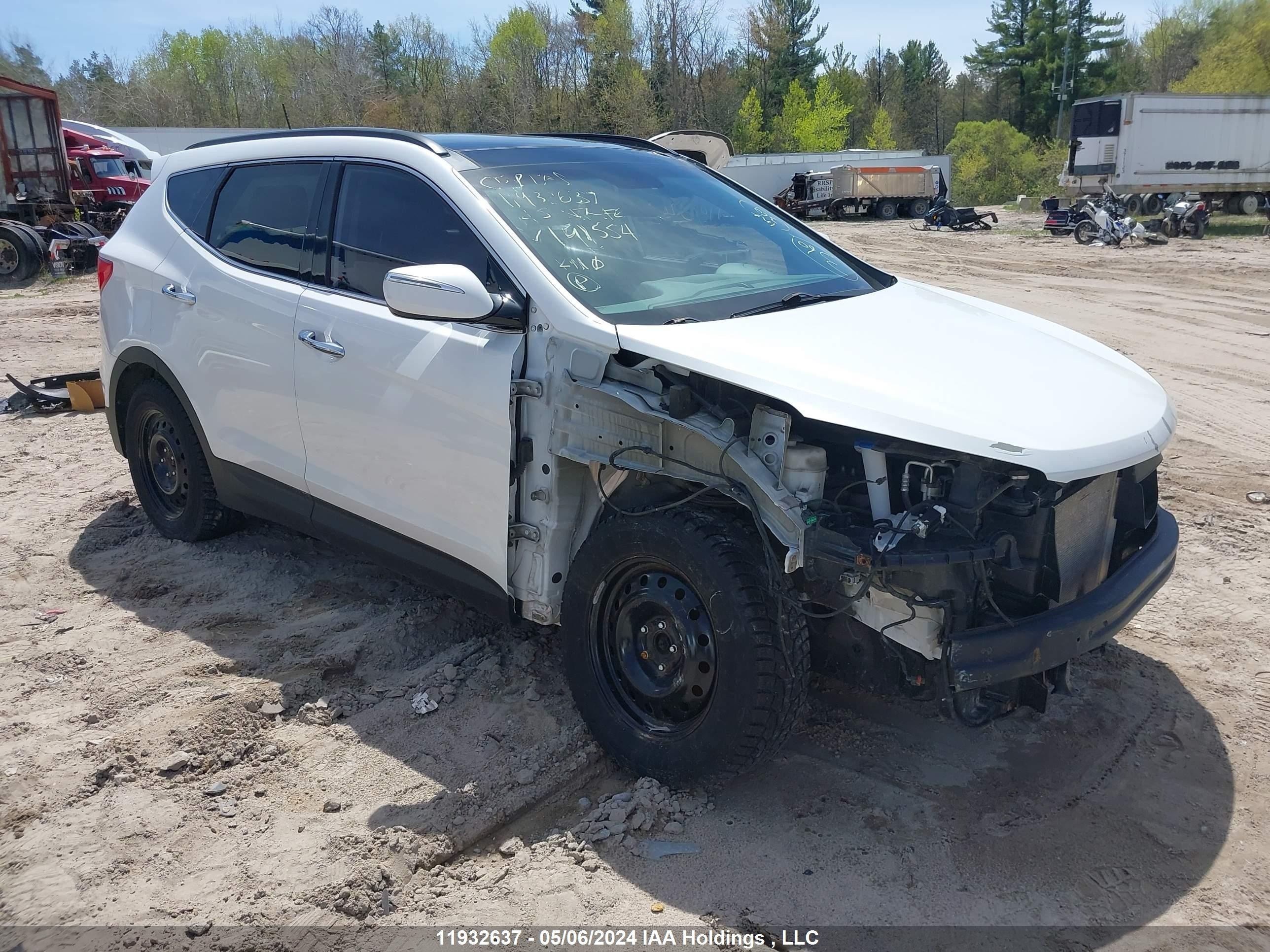 HYUNDAI SANTA FE 2014 5xyzudla7eg191554