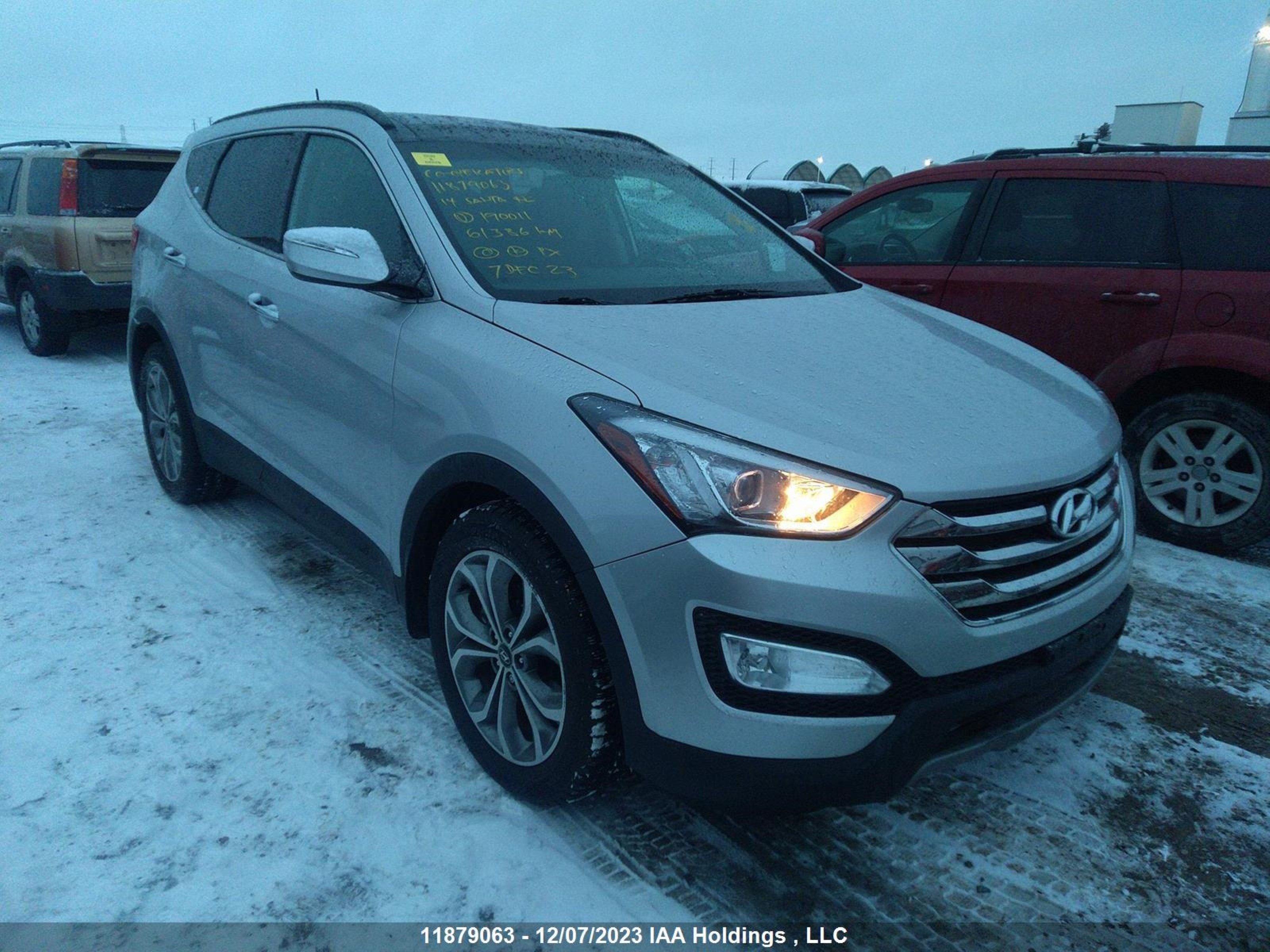 HYUNDAI SANTA FE 2014 5xyzudla8eg190011