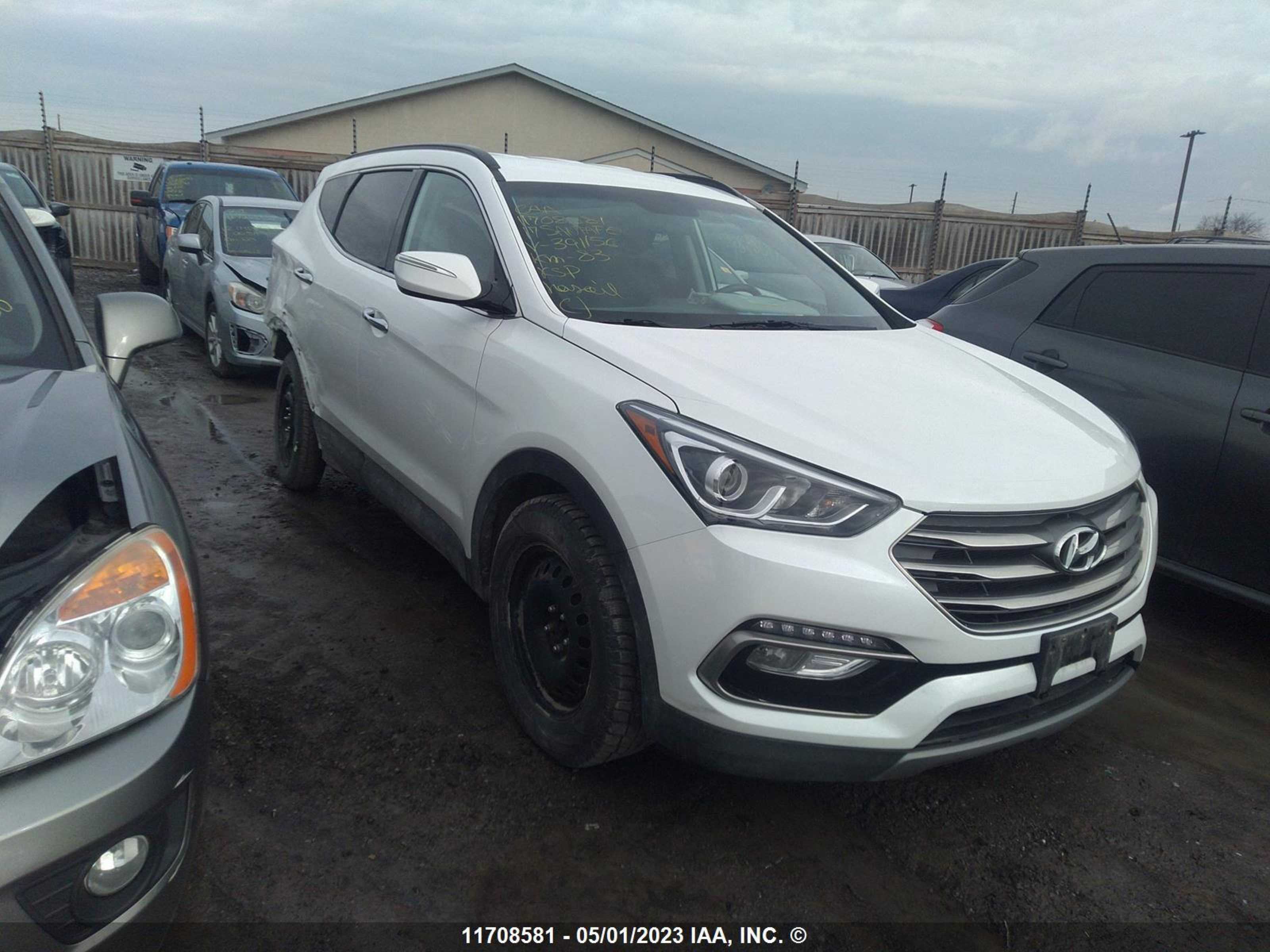 HYUNDAI SANTA FE 2017 5xyzudlb2hg391156