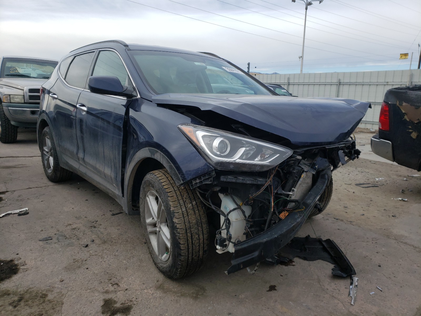 HYUNDAI SANTA FE S 2017 5xyzudlb5hg451043