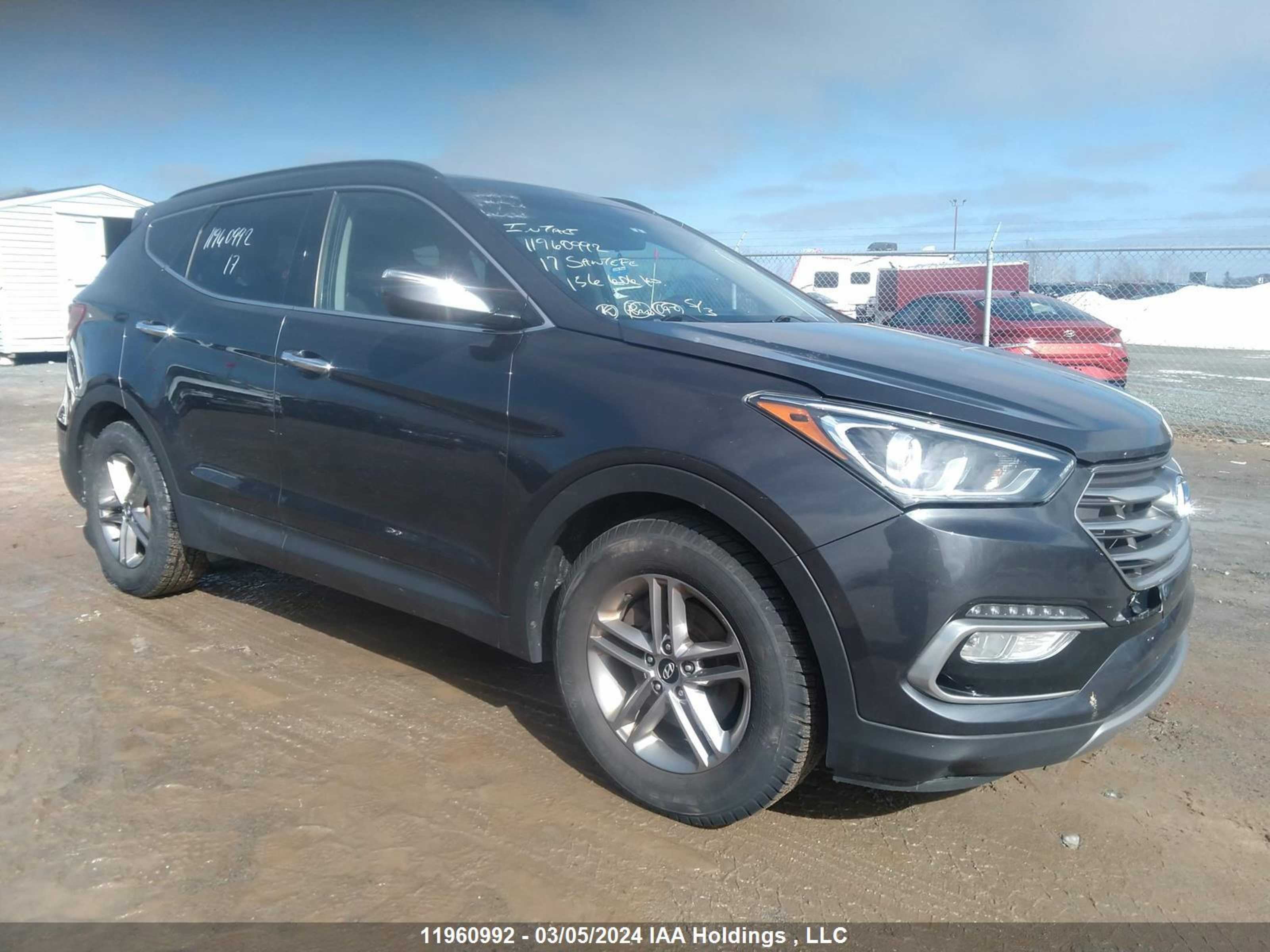 HYUNDAI SANTA FE 2017 5xyzudlb6hg470605