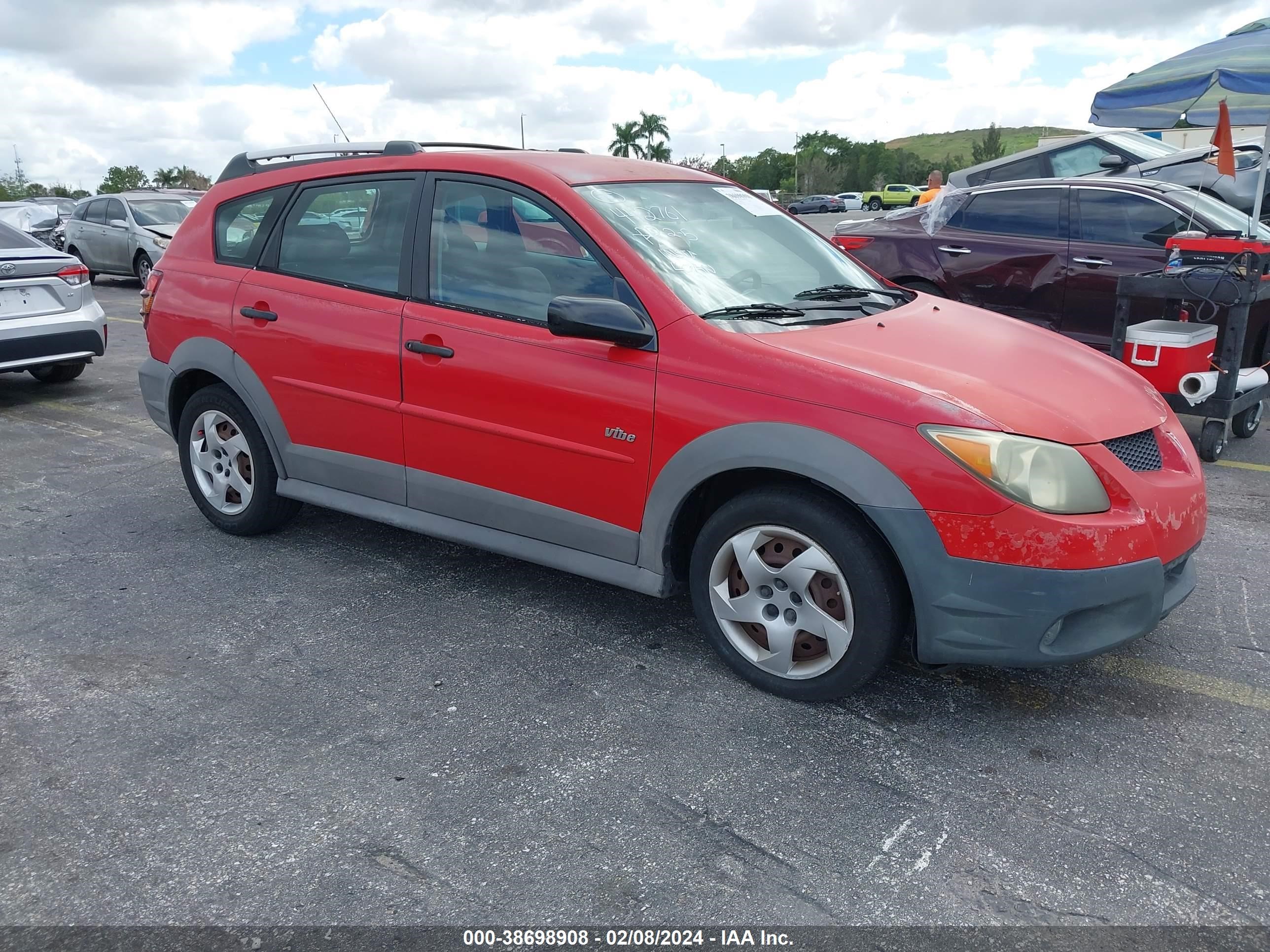 PONTIAC VIBE 2004 5y2sl628x4z442761