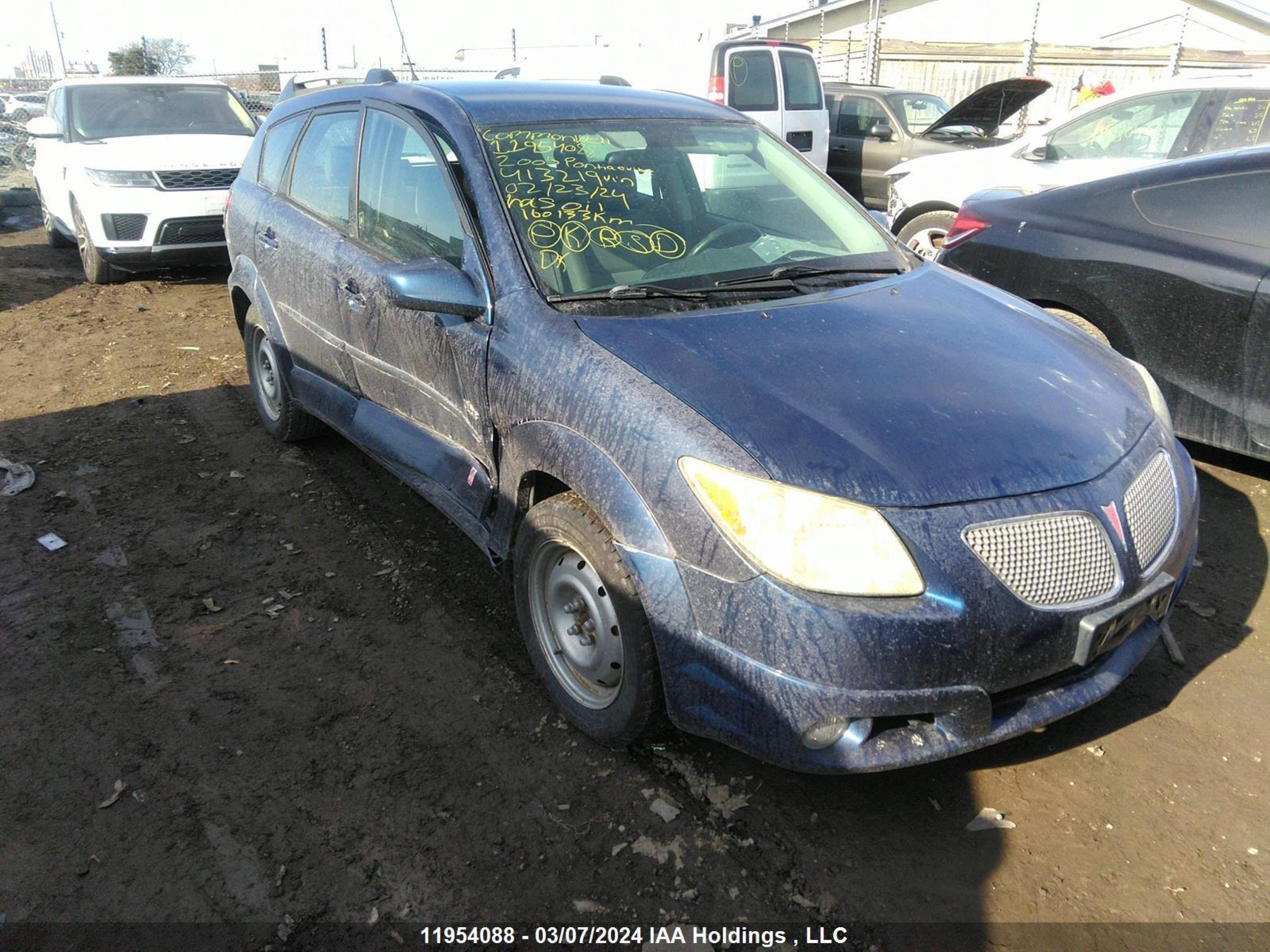 PONTIAC VIBE 2005 5y2sl63805z413219