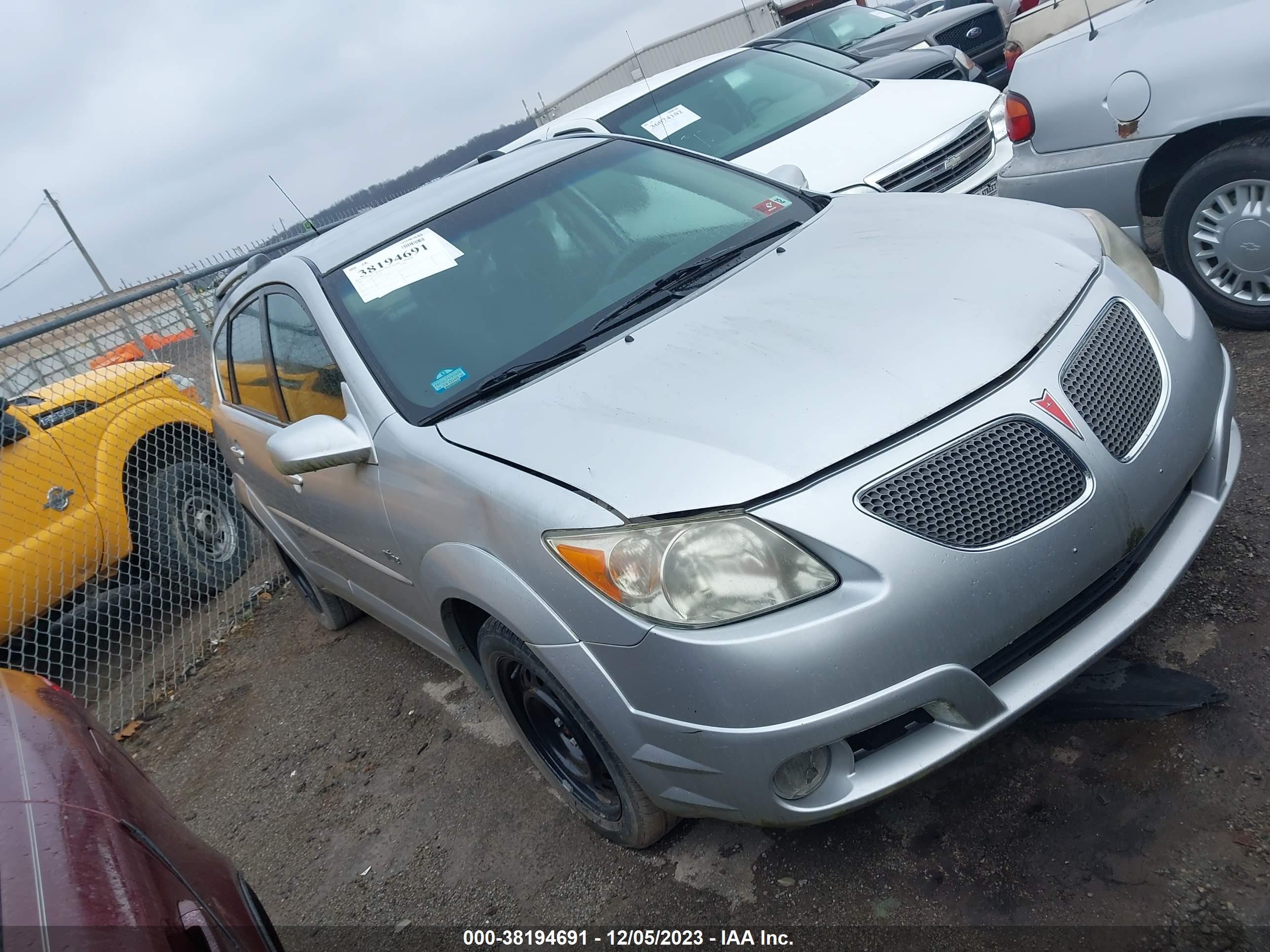 PONTIAC VIBE 2005 5y2sl63875z418434