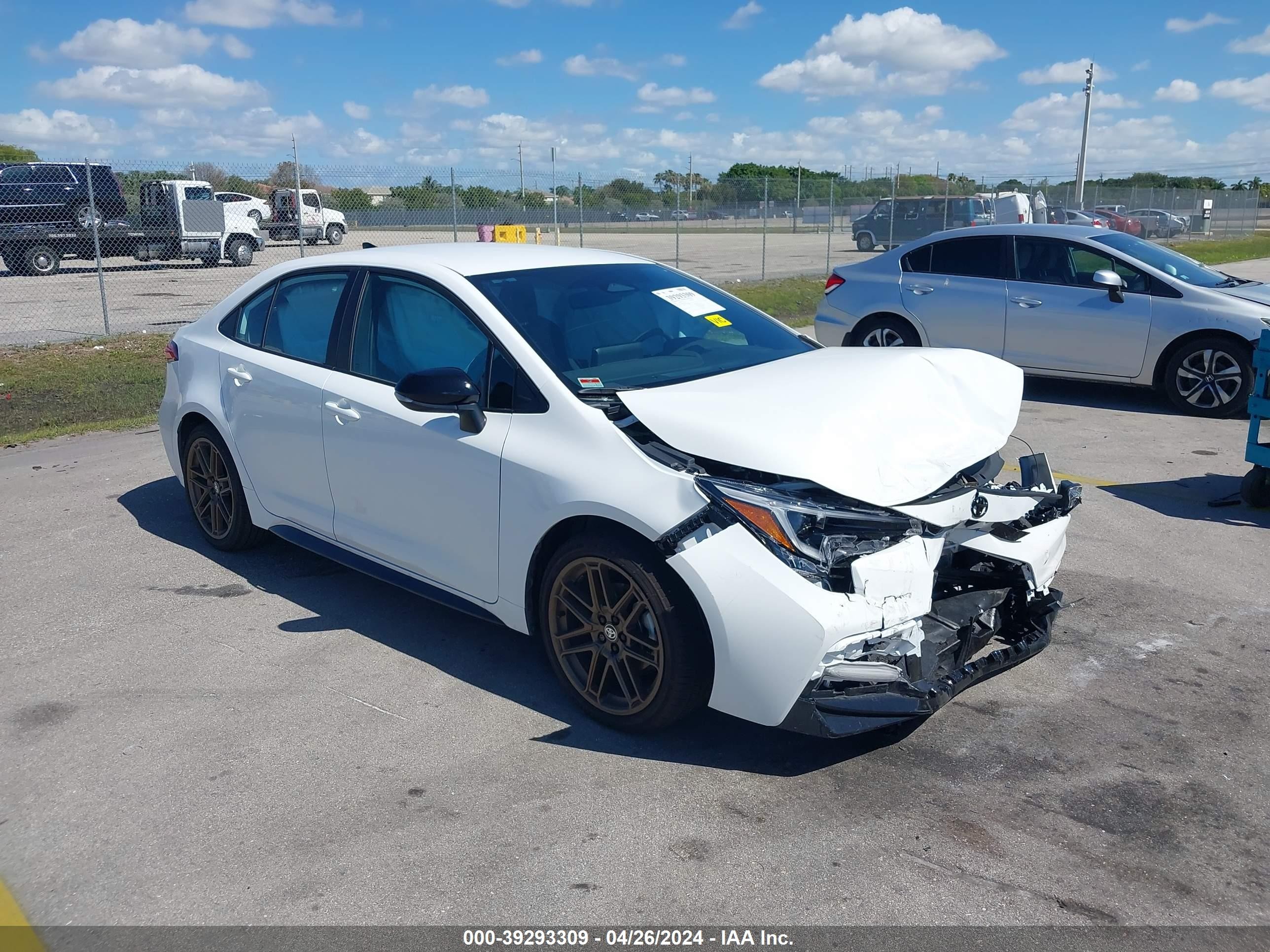 TOYOTA COROLLA 2024 5yfb4mce1rp180524