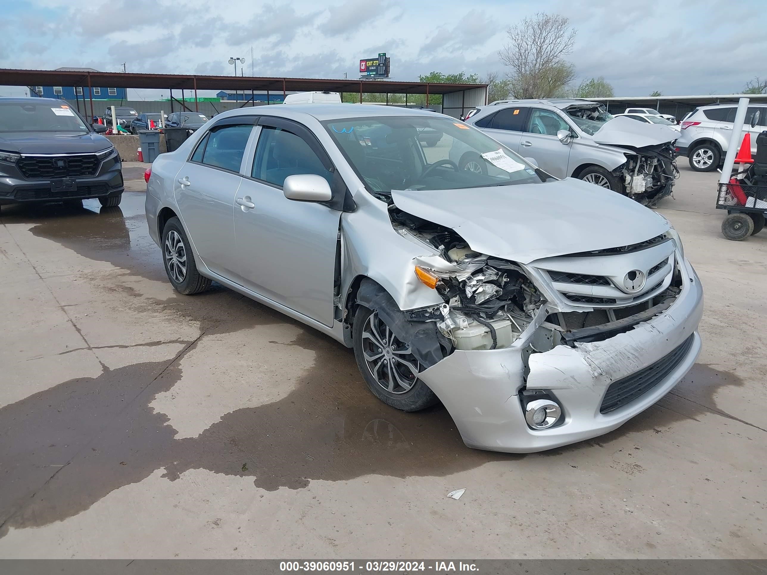 TOYOTA COROLLA 2013 5yfbu4ee6dp106392