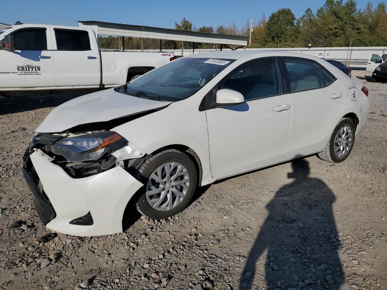 TOYOTA COROLLA 2017 5yfburhe0hp636808