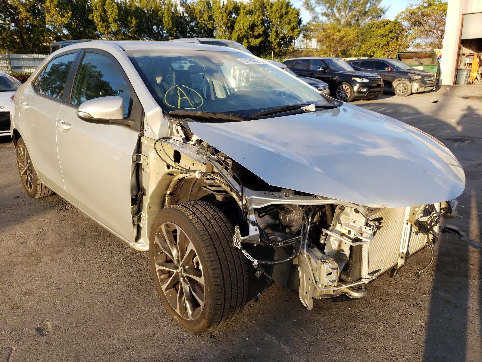 TOYOTA COROLLA L 2018 5yfburhe0jp774449