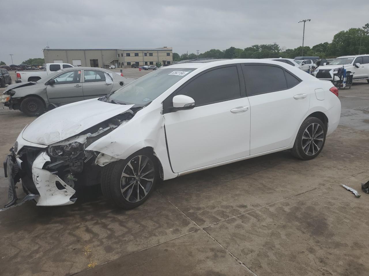 TOYOTA COROLLA 2018 5yfburhe0jp784947