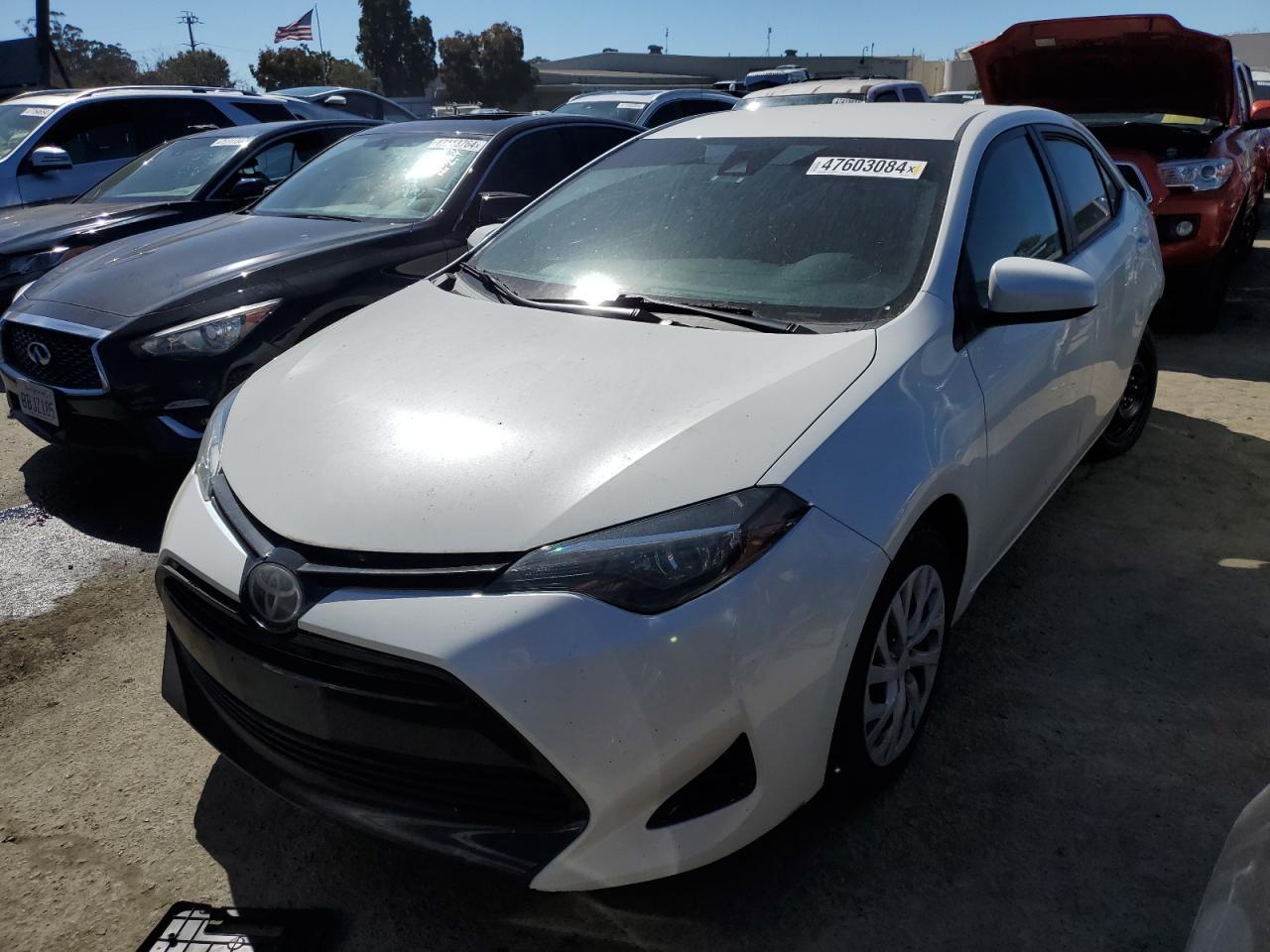 TOYOTA COROLLA 2018 5yfburhe0jp799867