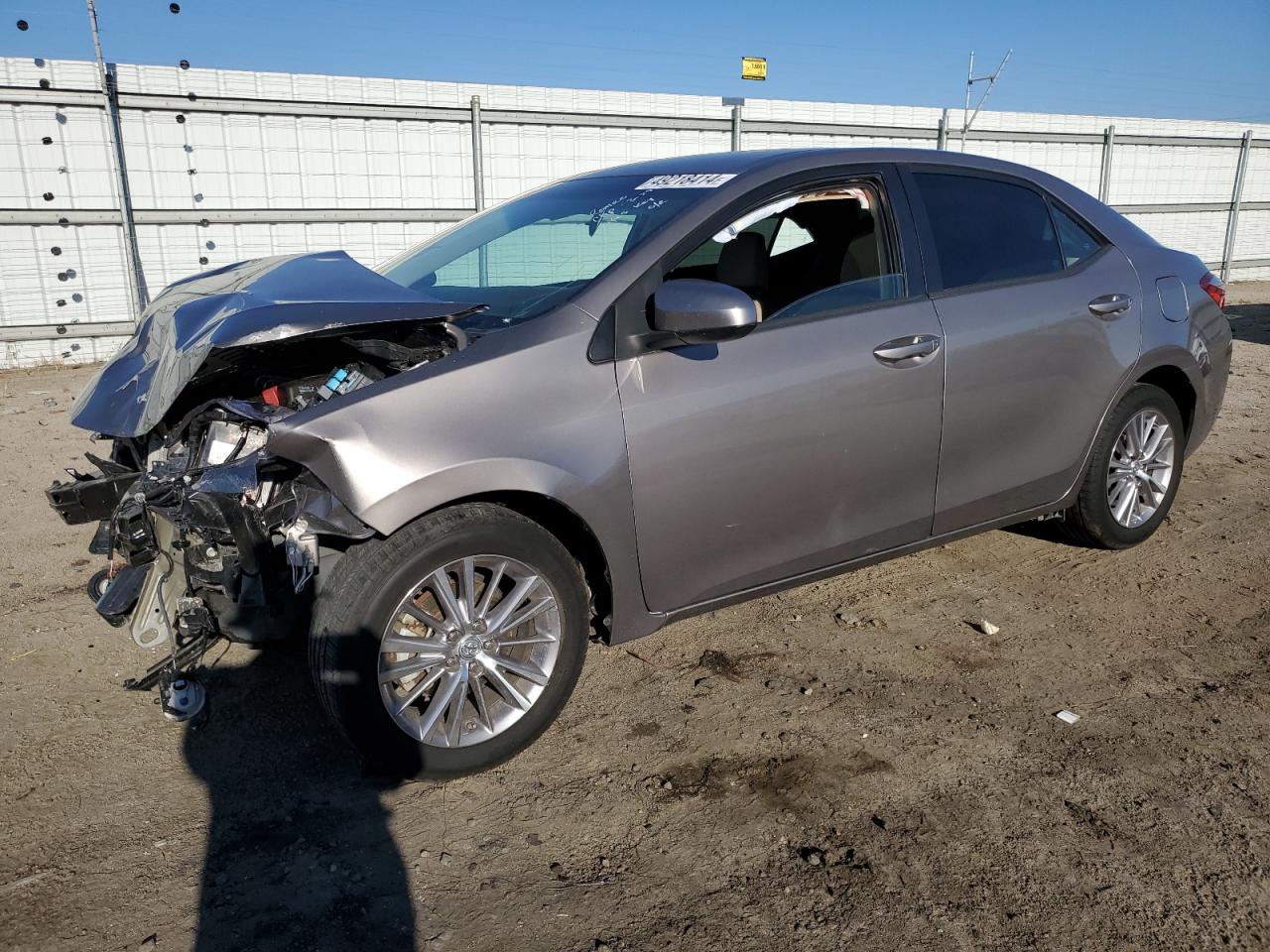 TOYOTA COROLLA 2015 5yfburhe1fp281807