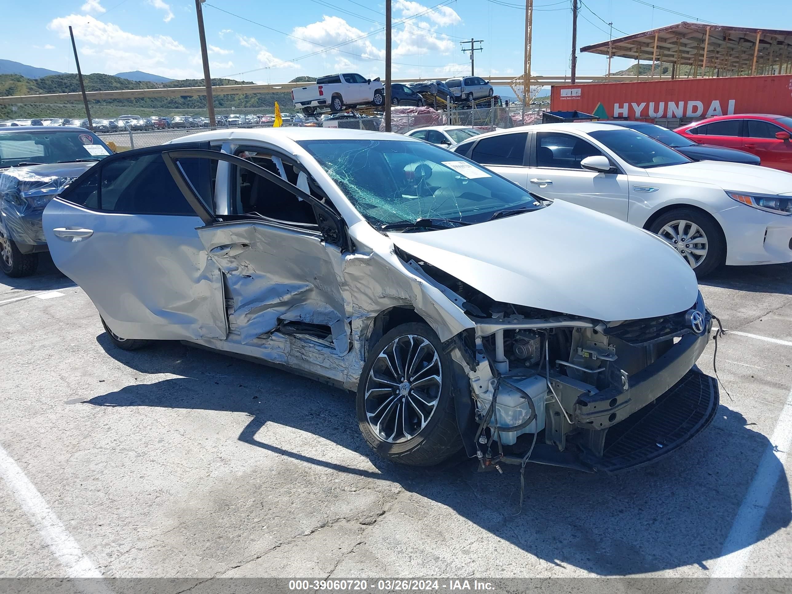 TOYOTA COROLLA 2016 5yfburhe1gp566346