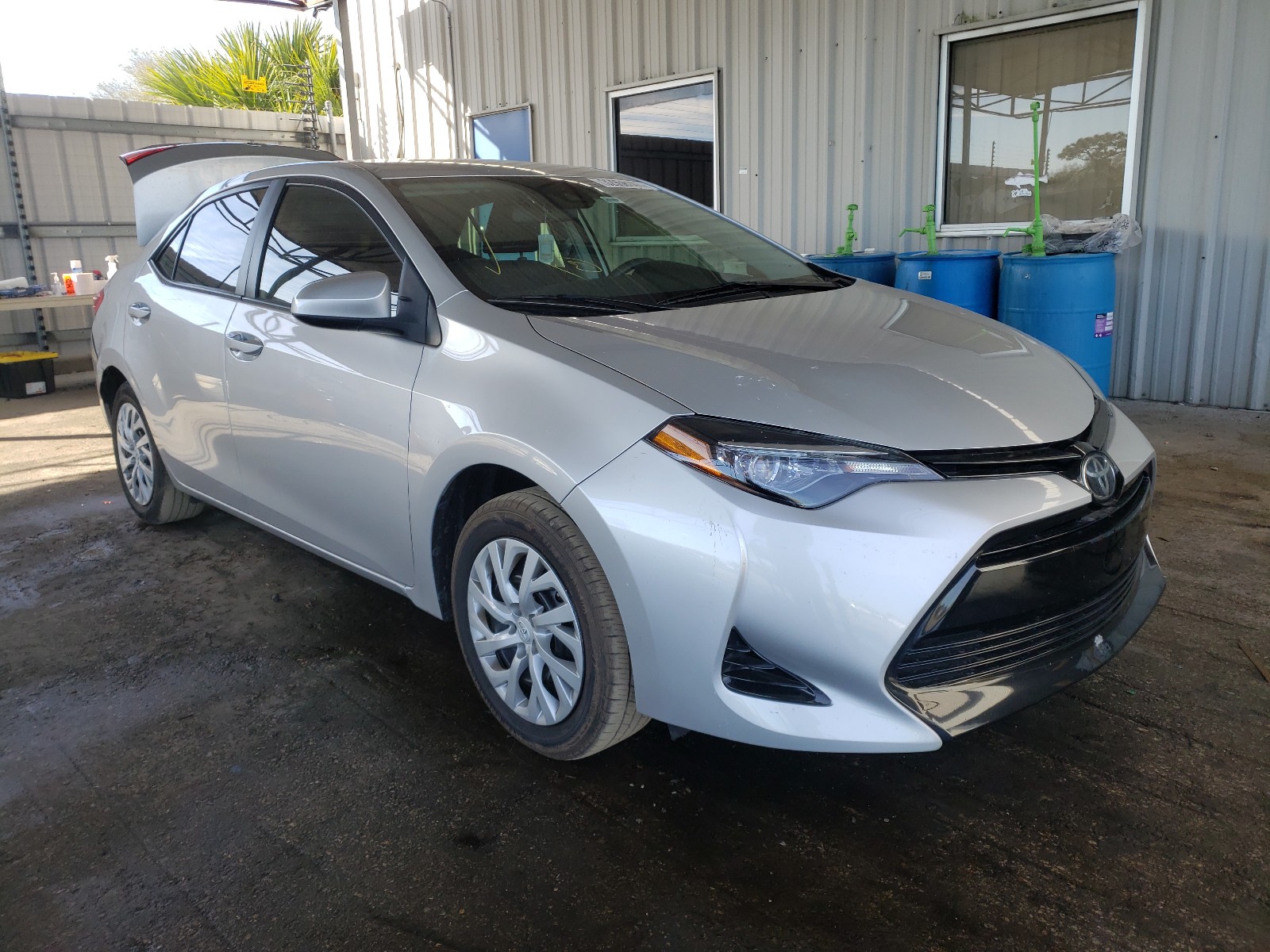 TOYOTA COROLLA L 2018 5yfburhe1jp776808