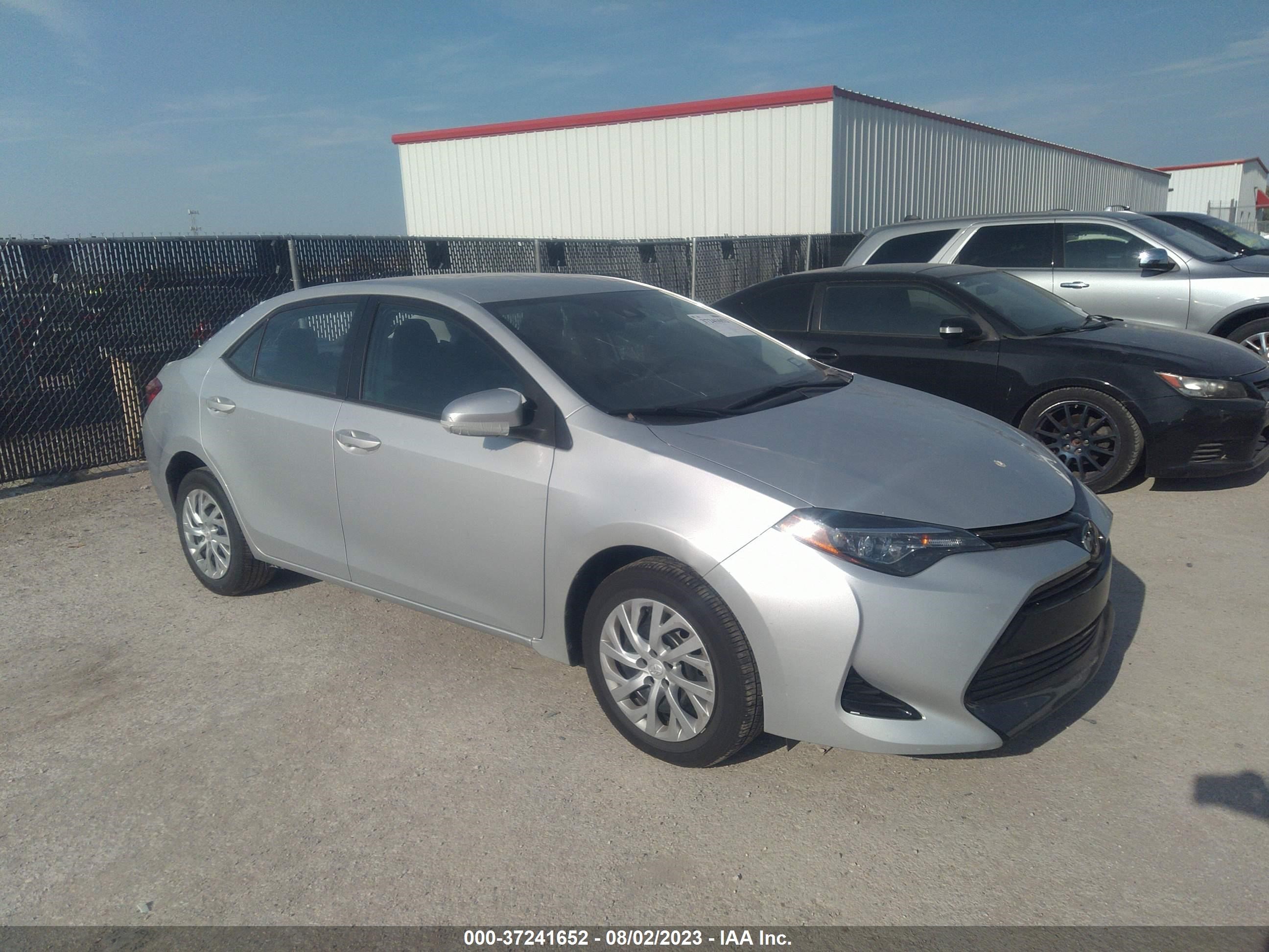 TOYOTA COROLLA 2018 5yfburhe1jp832536