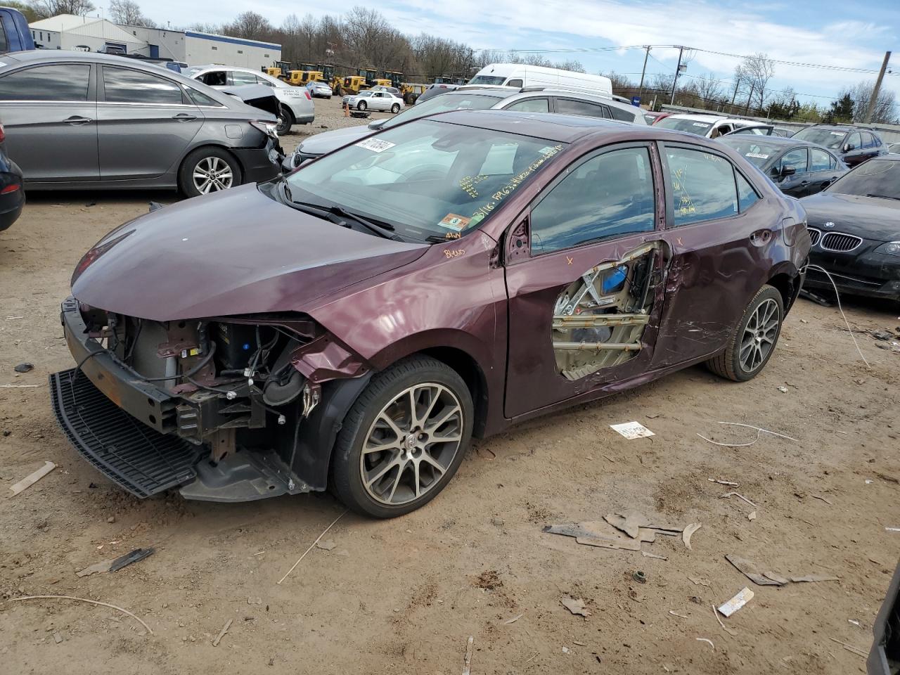 TOYOTA COROLLA 2017 5yfburhe2hp633683