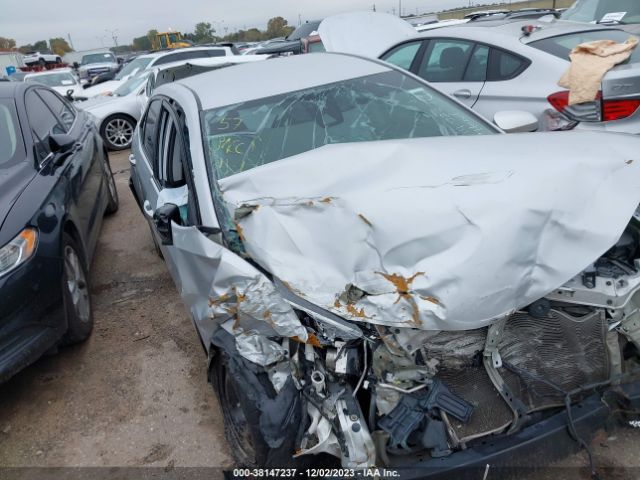 TOYOTA COROLLA 2017 5yfburhe2hp651102