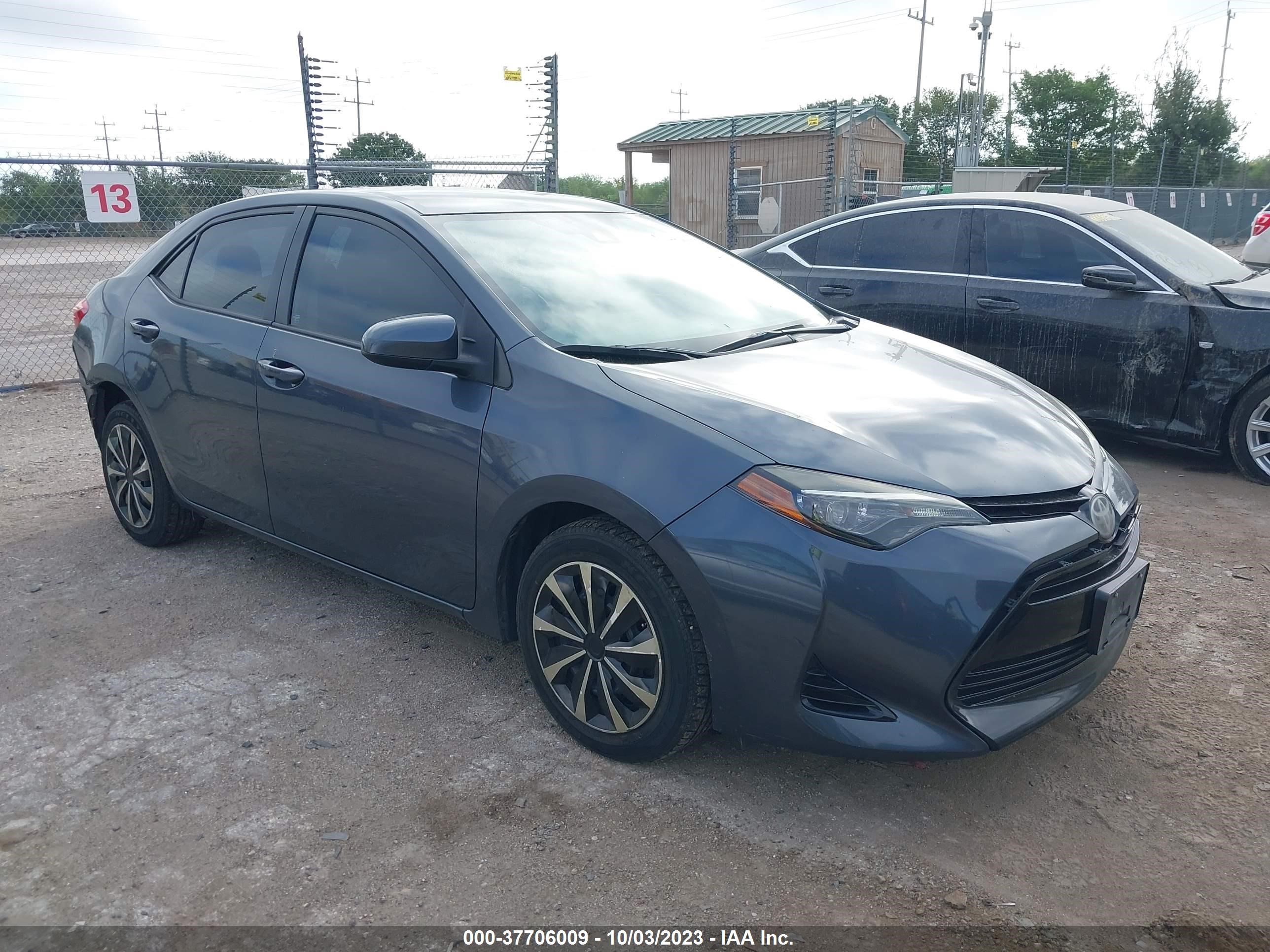 TOYOTA COROLLA 2017 5yfburhe2hp703084