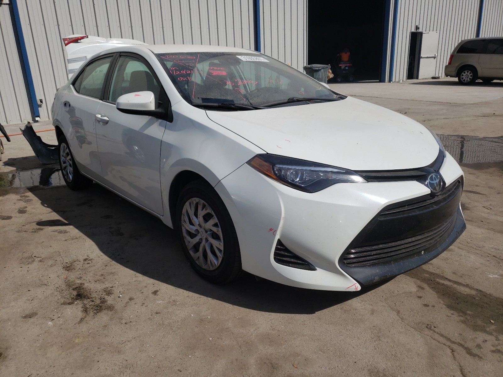 TOYOTA COROLLA L 2017 5yfburhe2hp715235