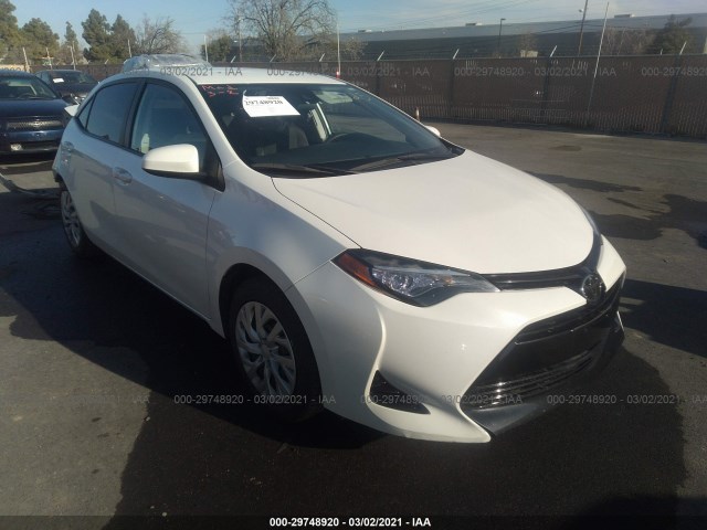 TOYOTA COROLLA 2017 5yfburhe3hp587507