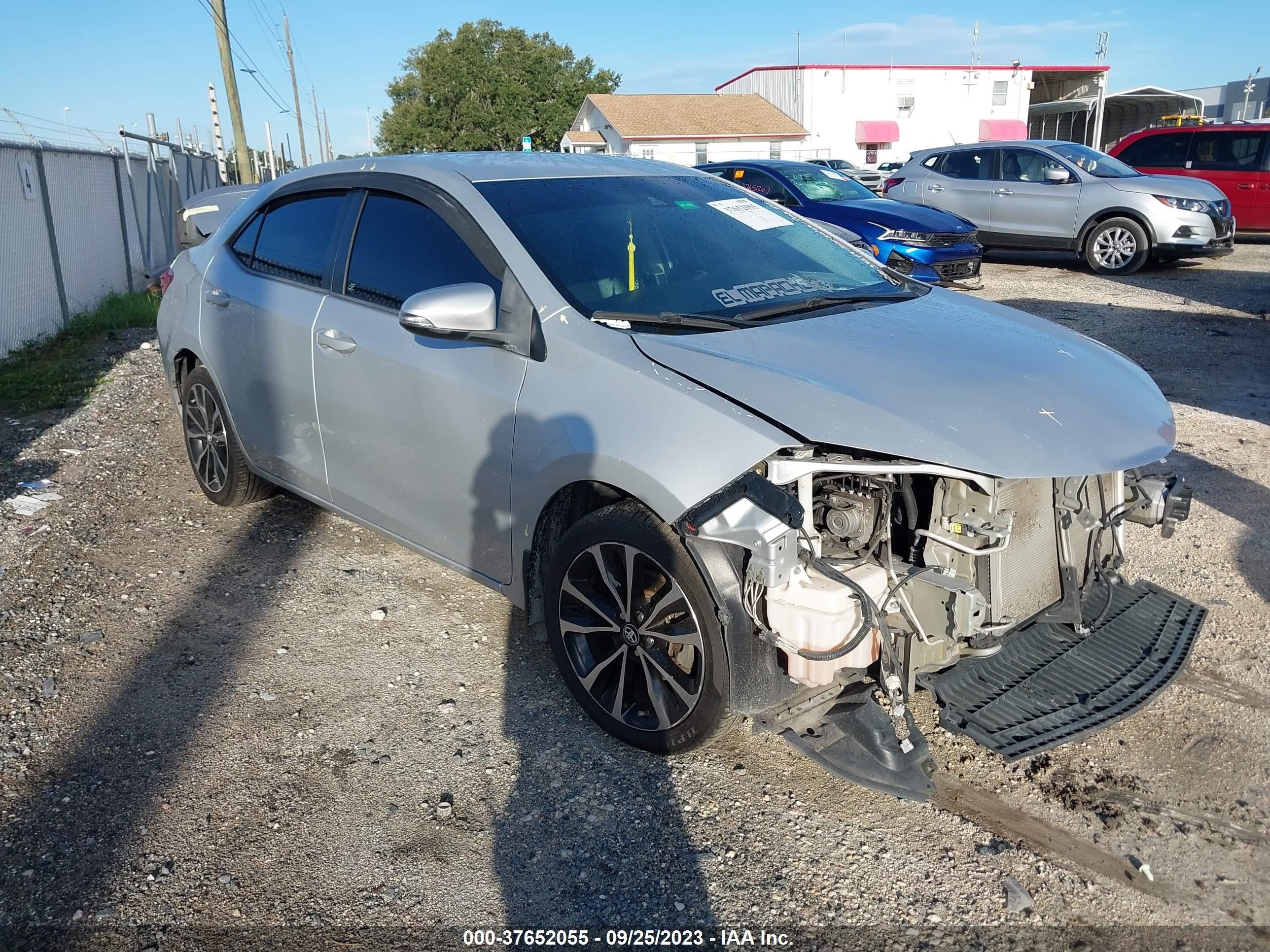 TOYOTA COROLLA 2017 5yfburhe3hp676199