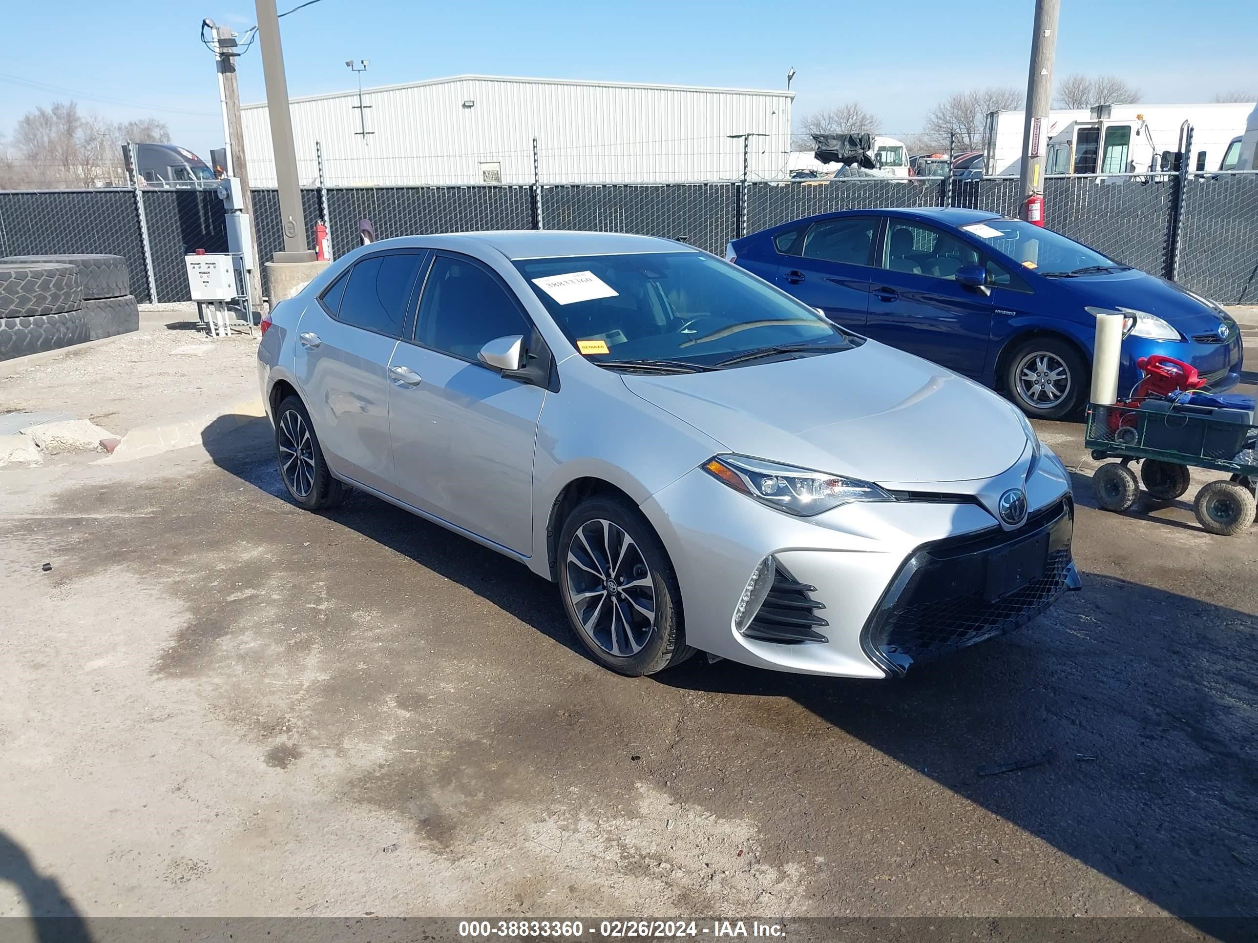 TOYOTA COROLLA 2018 5yfburhe3jp779788