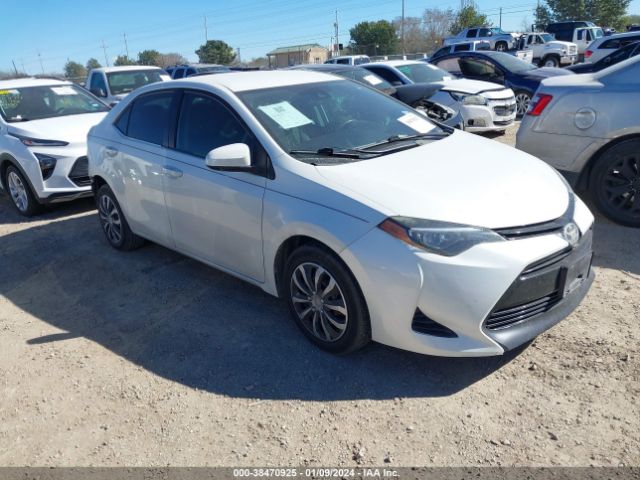 TOYOTA COROLLA 2018 5yfburhe3jp852528