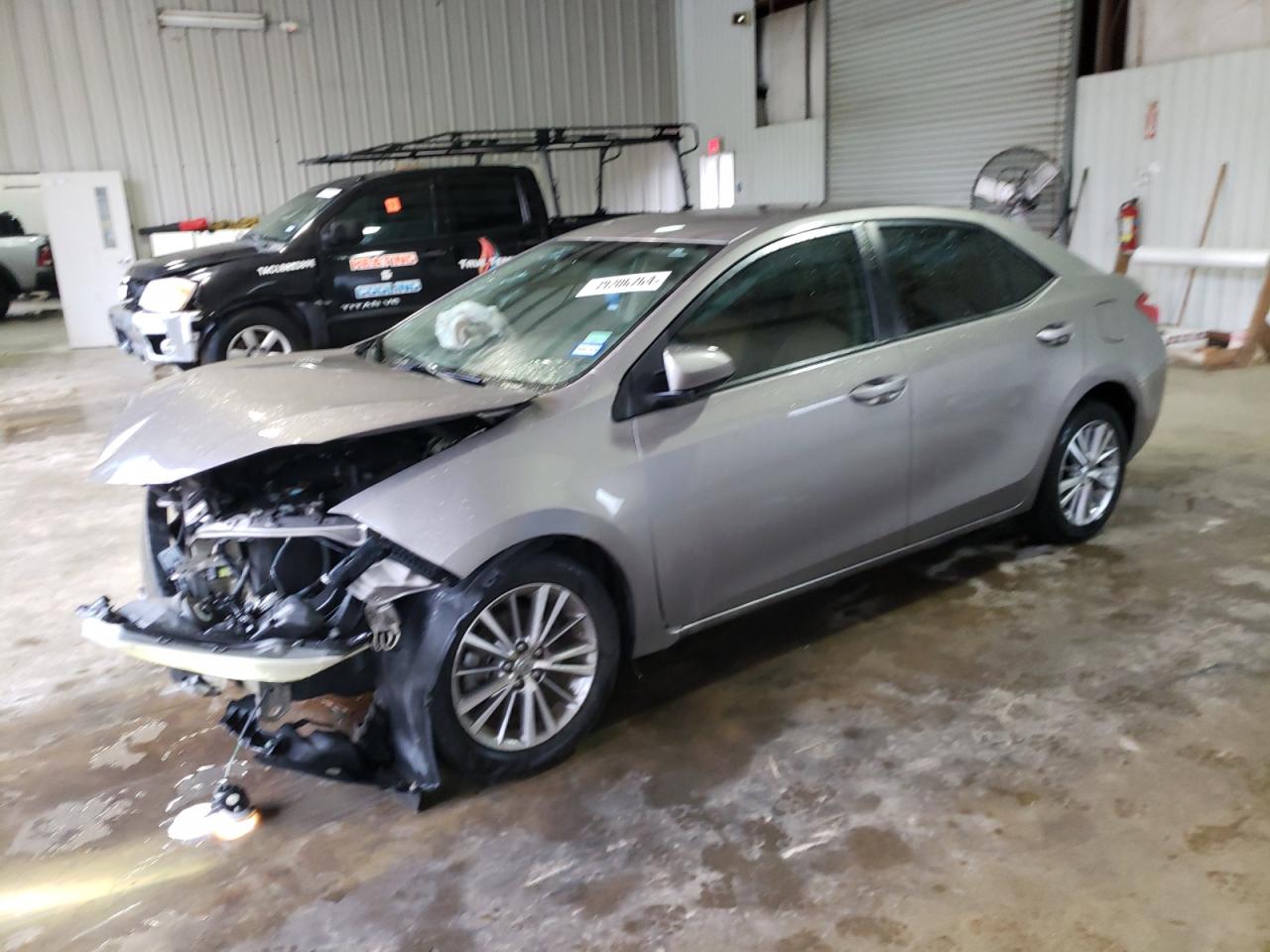 TOYOTA COROLLA 2015 5yfburhe4fp212836