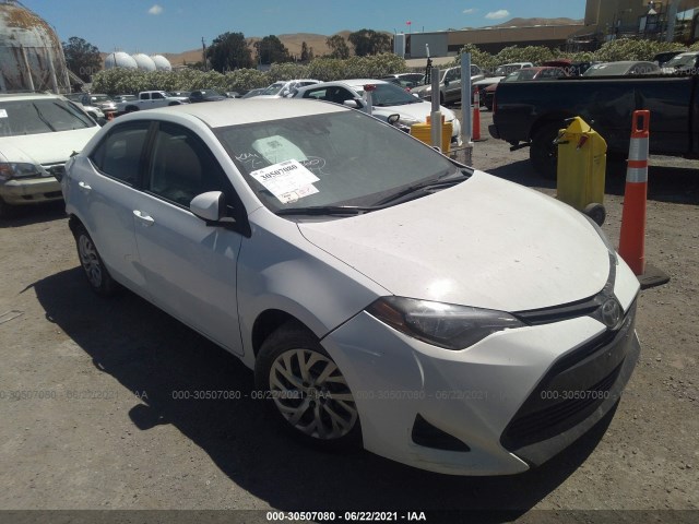 TOYOTA COROLLA 2017 5yfburhe4hp597818