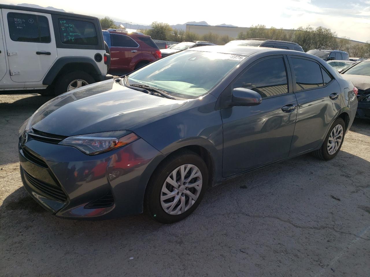 TOYOTA COROLLA 2017 5yfburhe4hp702647