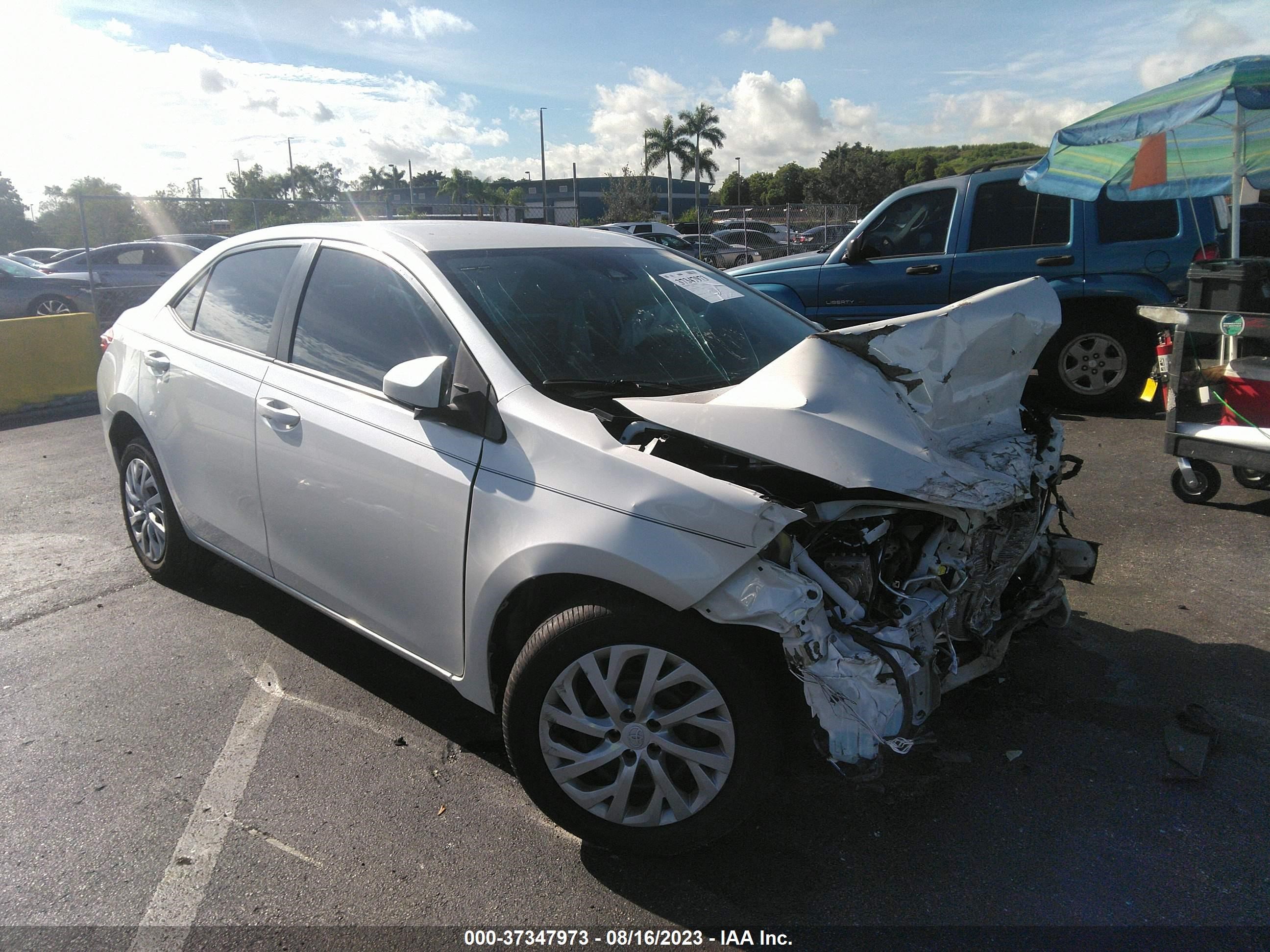 TOYOTA COROLLA 2017 5yfburhe4hp703927