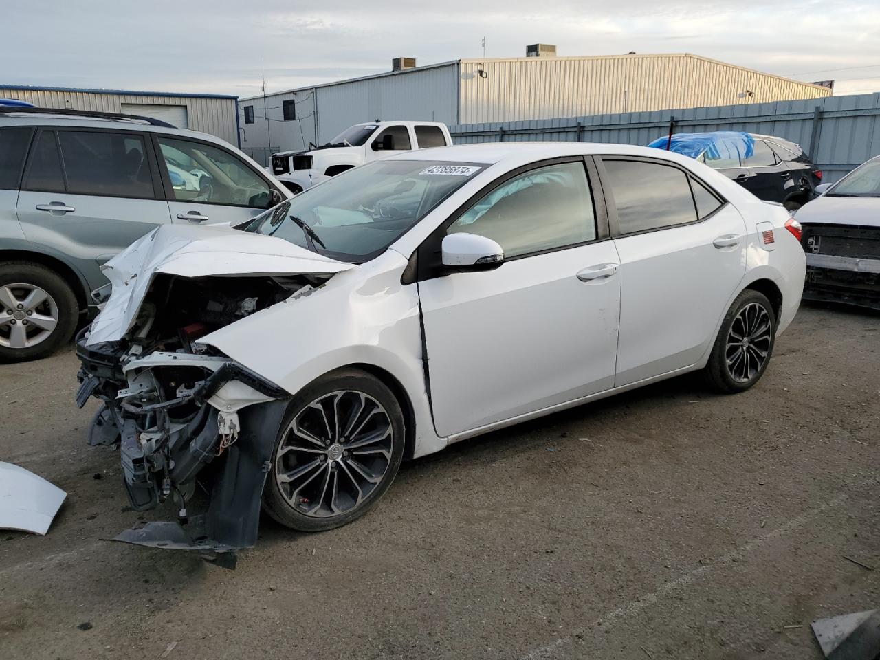 TOYOTA COROLLA 2014 5yfburhe5ep012157