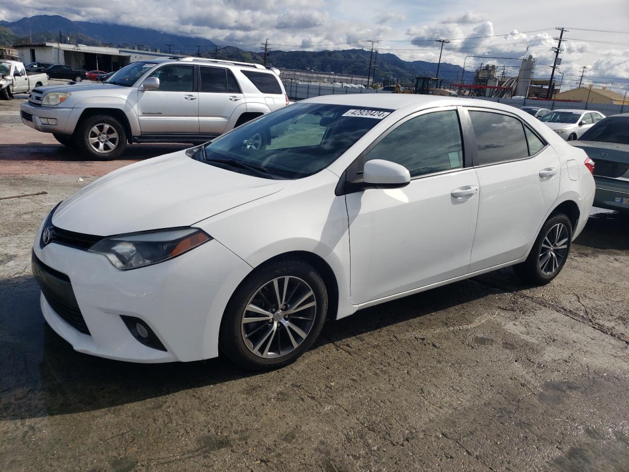 TOYOTA COROLLA 2016 5yfburhe5gp497550